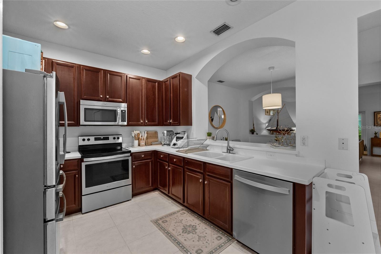 WORTHINGTON AT WEST PARK VILLA - Residential