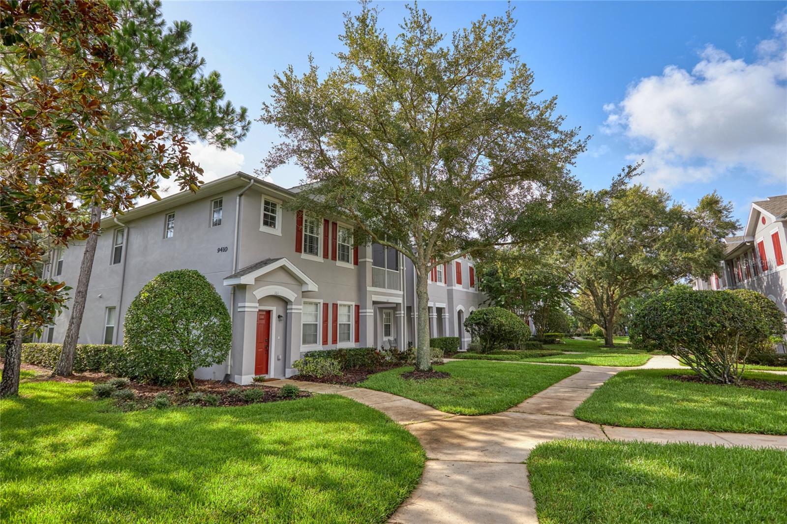 WORTHINGTON AT WEST PARK VILLA - Residential