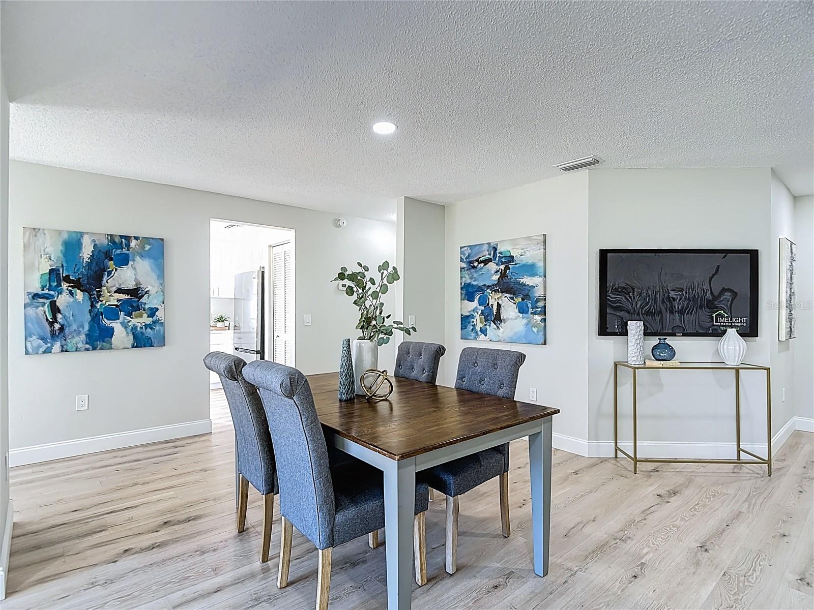 HERITAGE LAKE - Residential