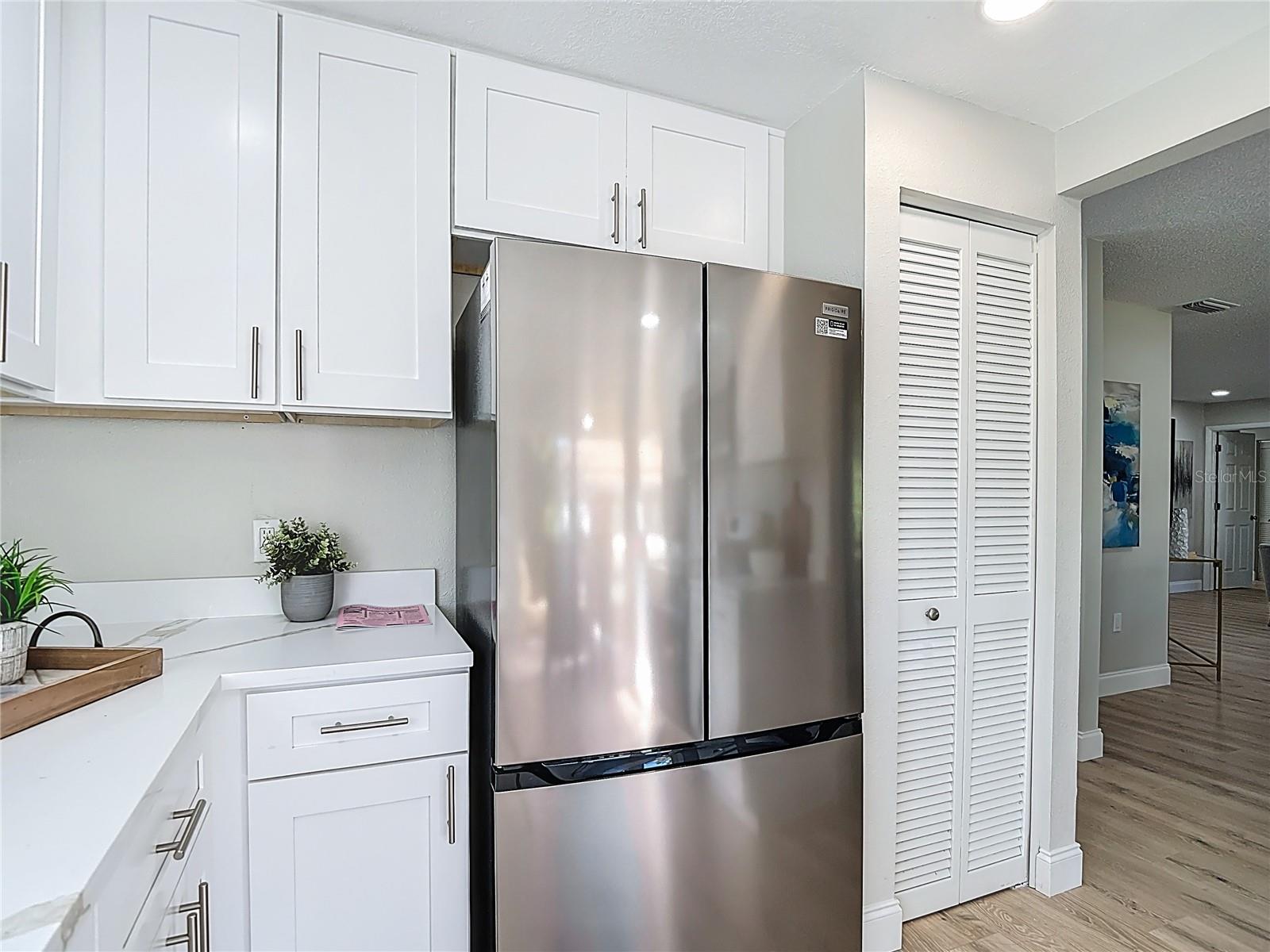 HERITAGE LAKE - Residential