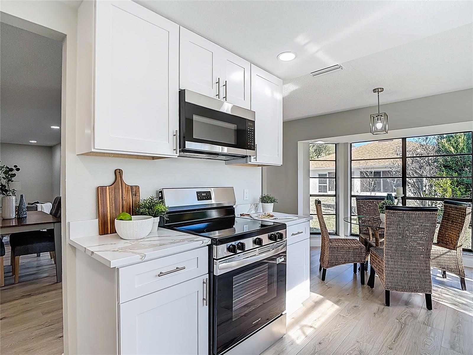 HERITAGE LAKE - Residential