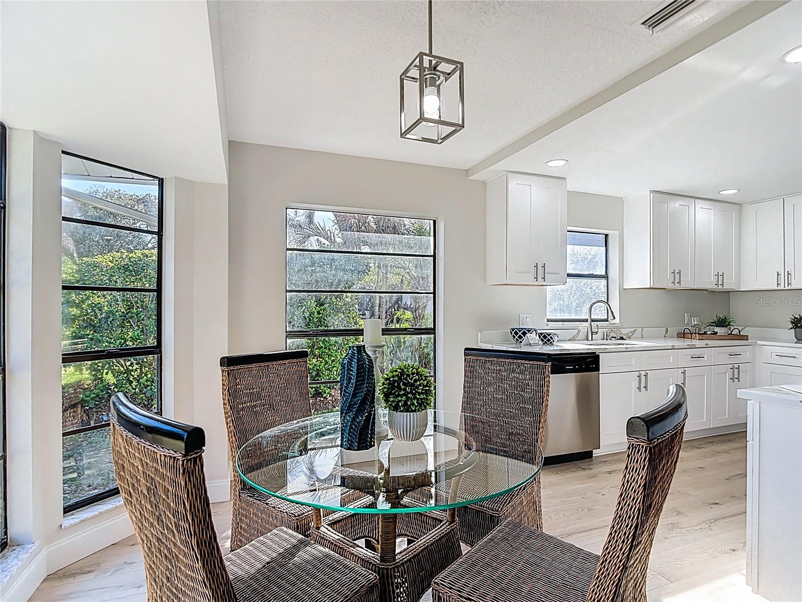 HERITAGE LAKE - Residential