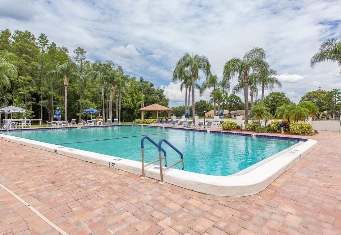 HERITAGE LAKE - Residential