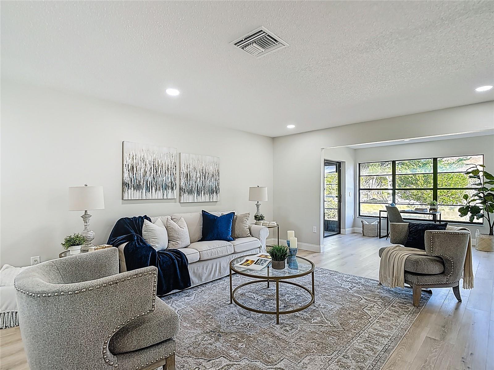 HERITAGE LAKE - Residential