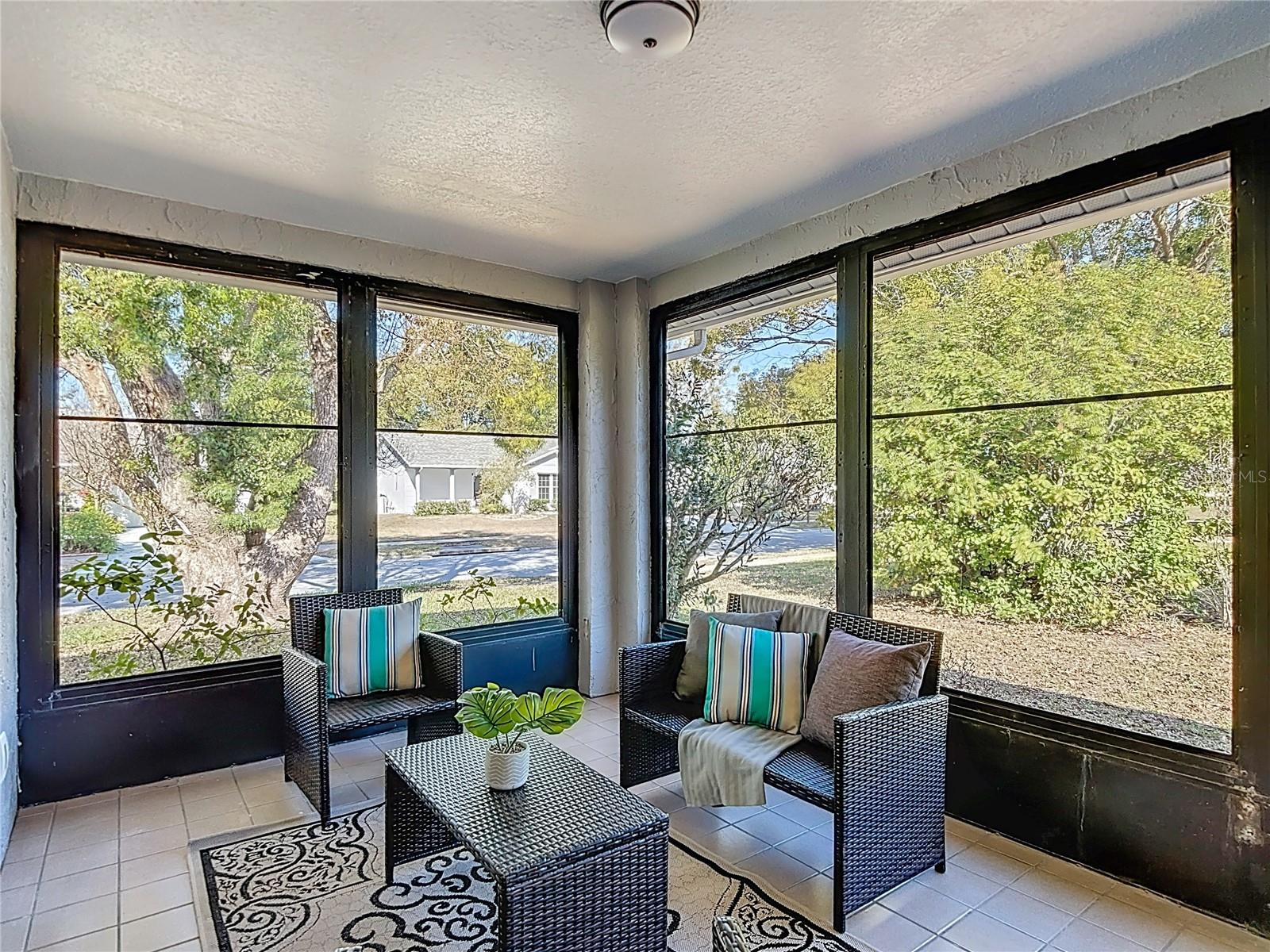 HERITAGE LAKE - Residential