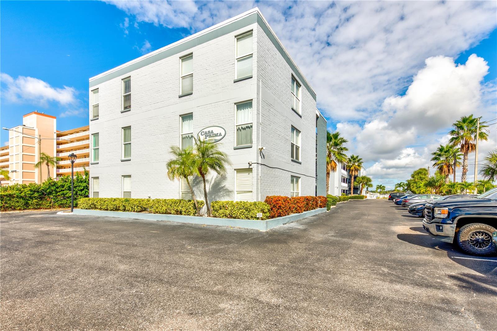 CASA PRIMA APTS CONDO - Residential Lease