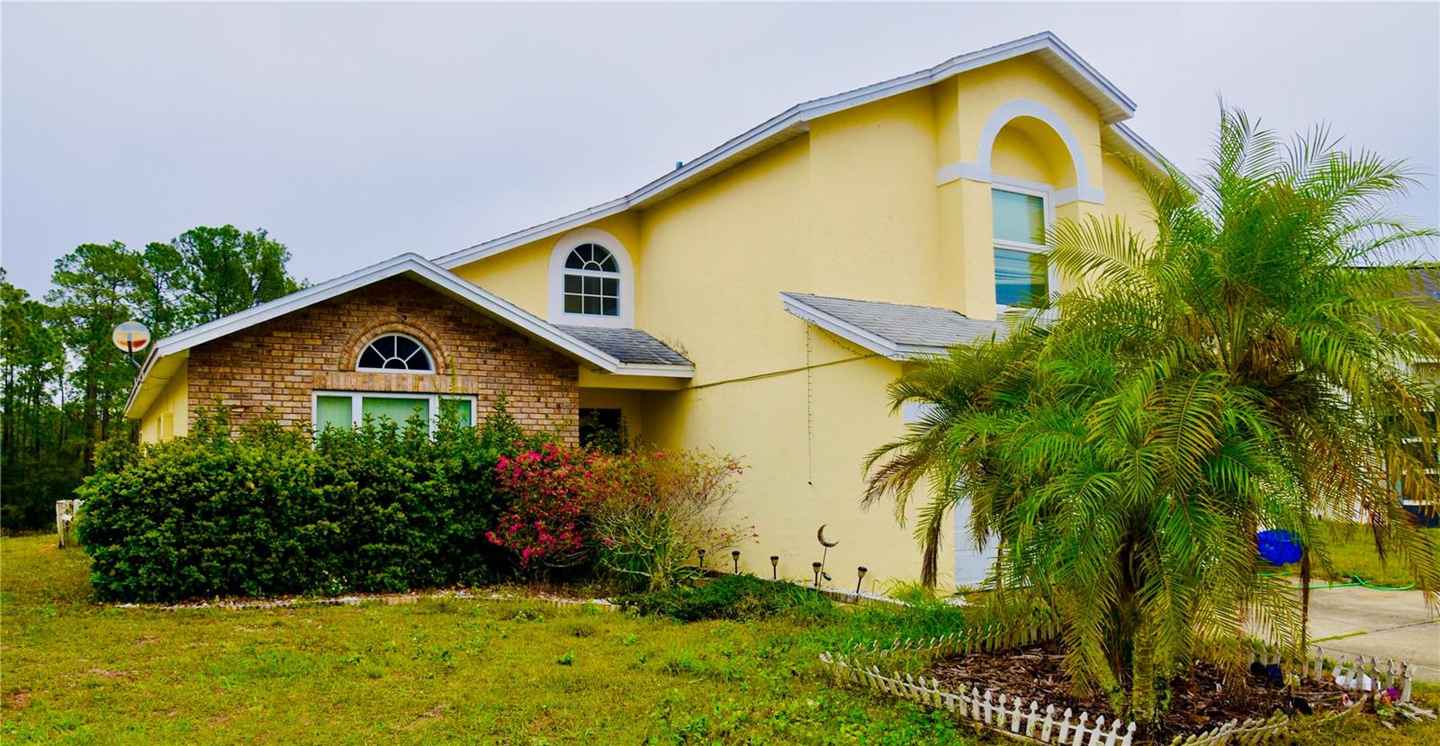 2989 VISCOUNT CIRCLE