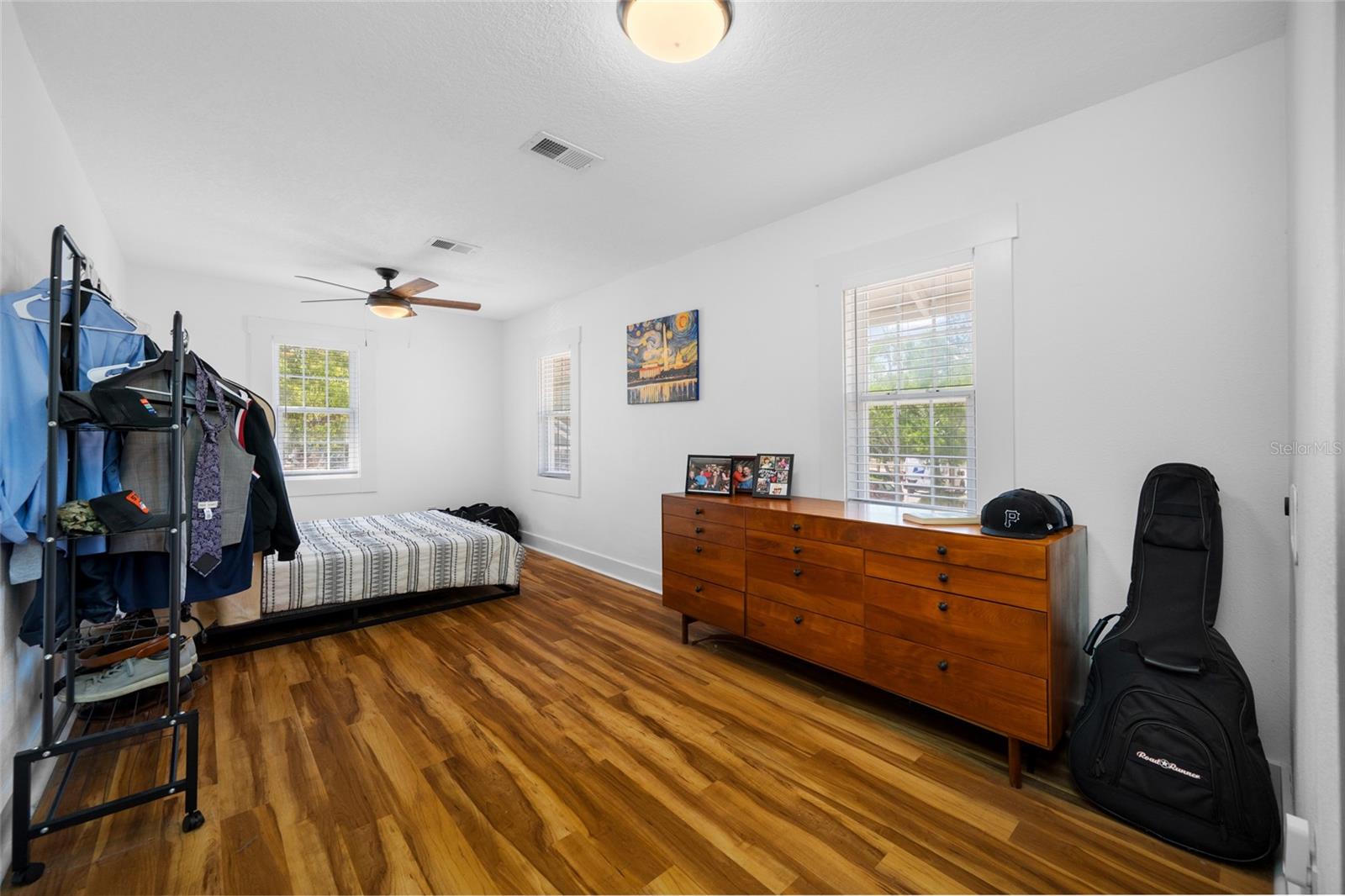 BROADWAY ADD - Residential Income