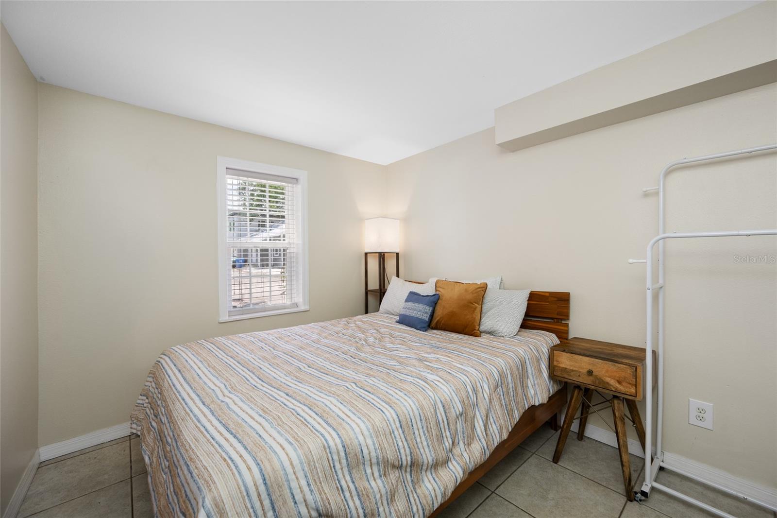 BROADWAY ADD - Residential Income
