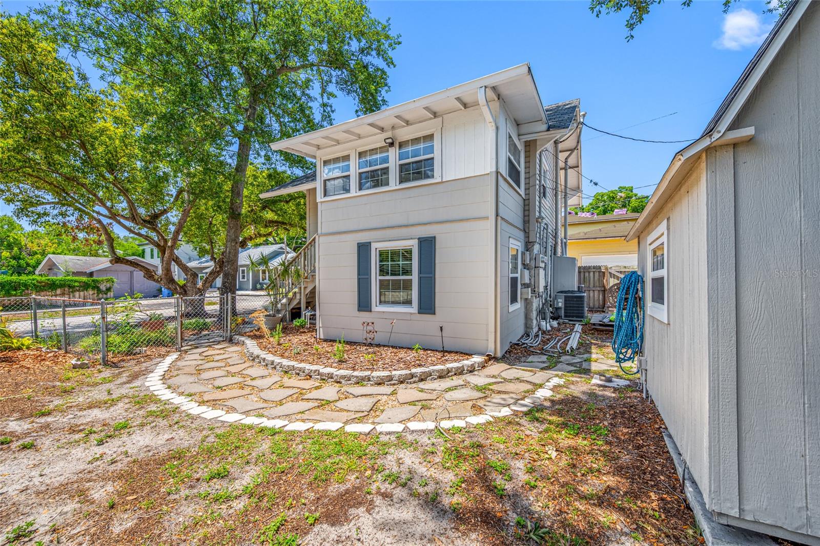 BROADWAY ADD - Residential Income