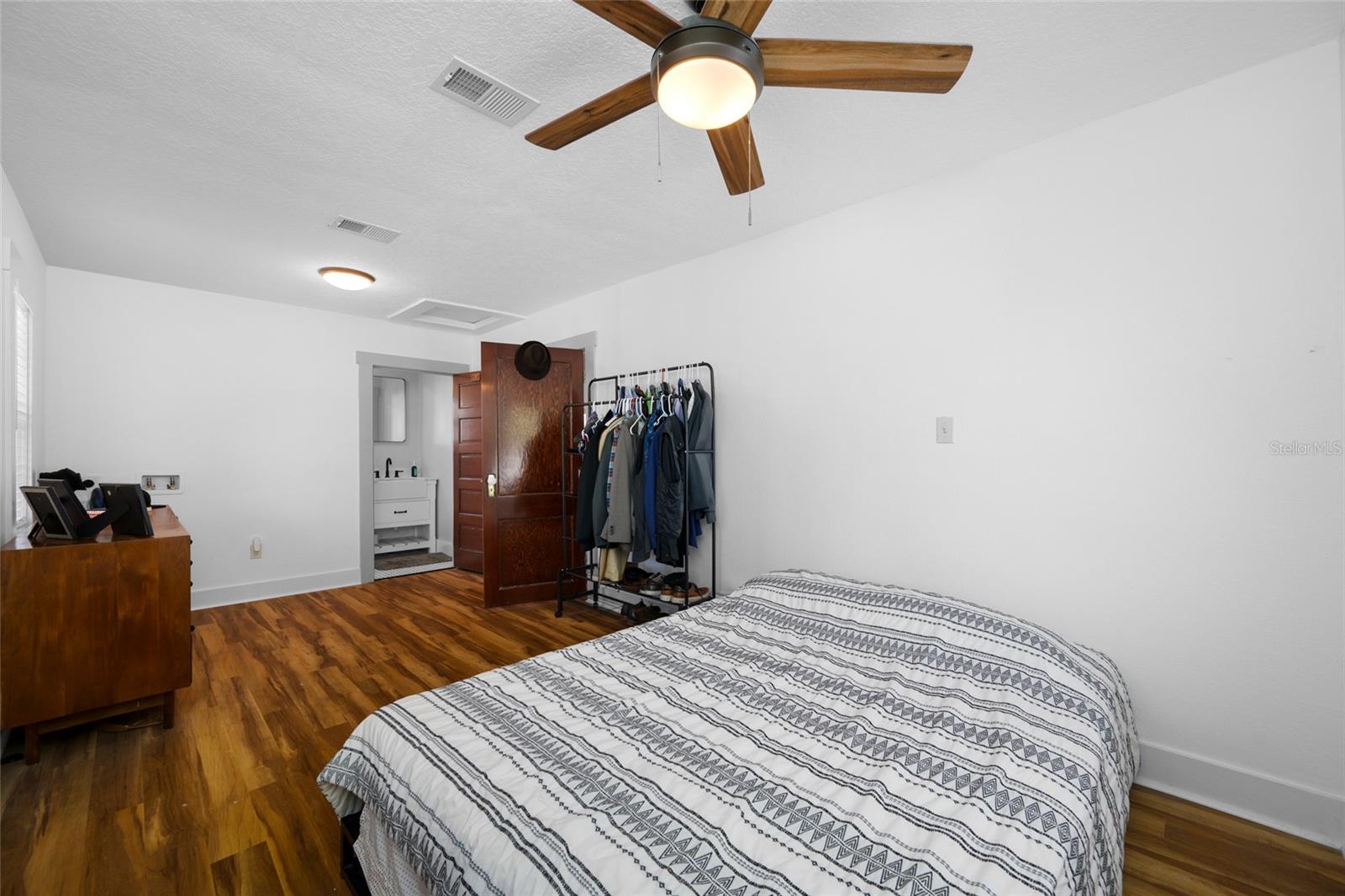 BROADWAY ADD - Residential Income
