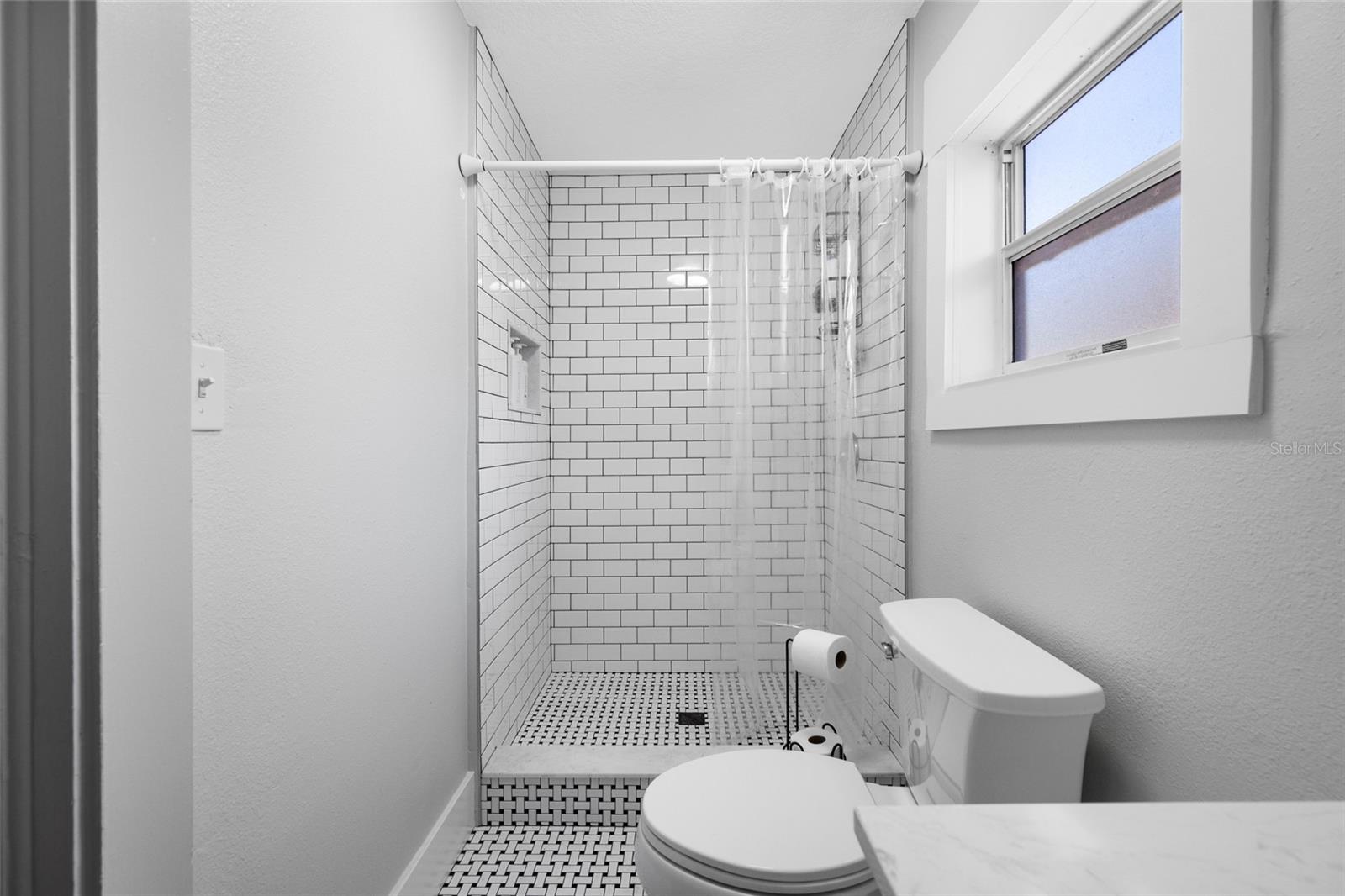 BROADWAY ADD - Residential Income