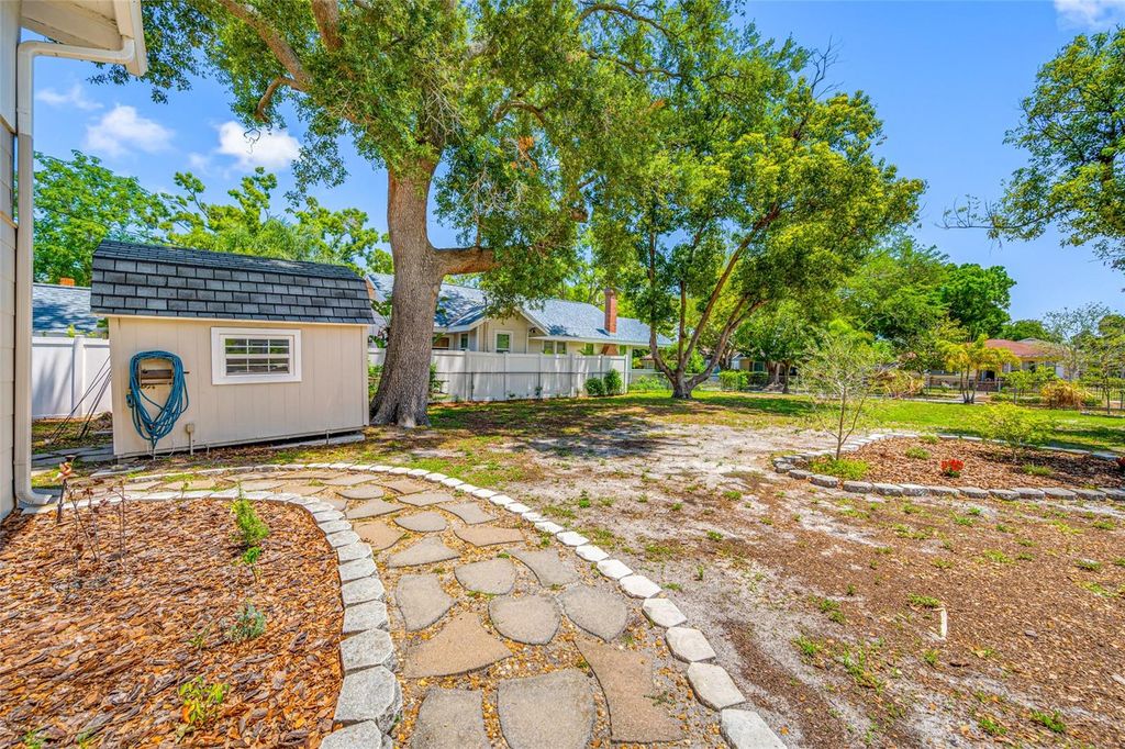 Photo of 2415 11th Street N, St Petersburg, FL 33704 (MLS # TB8511726)