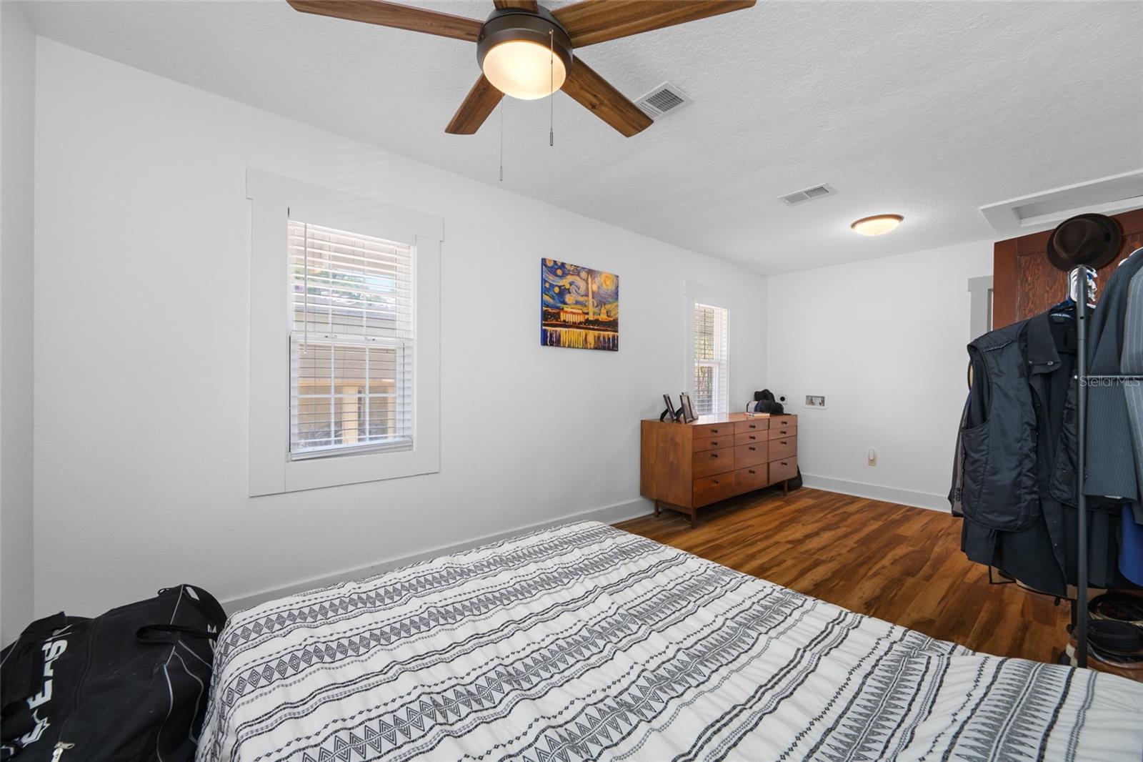 BROADWAY ADD - Residential Income