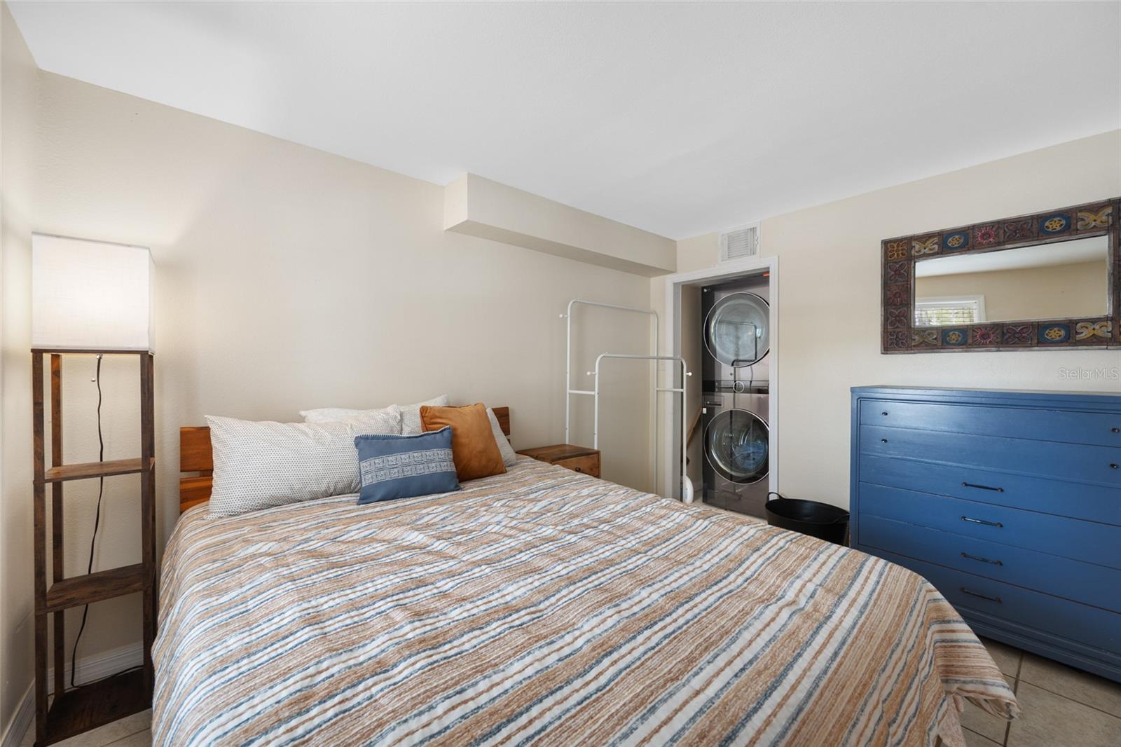 BROADWAY ADD - Residential Income