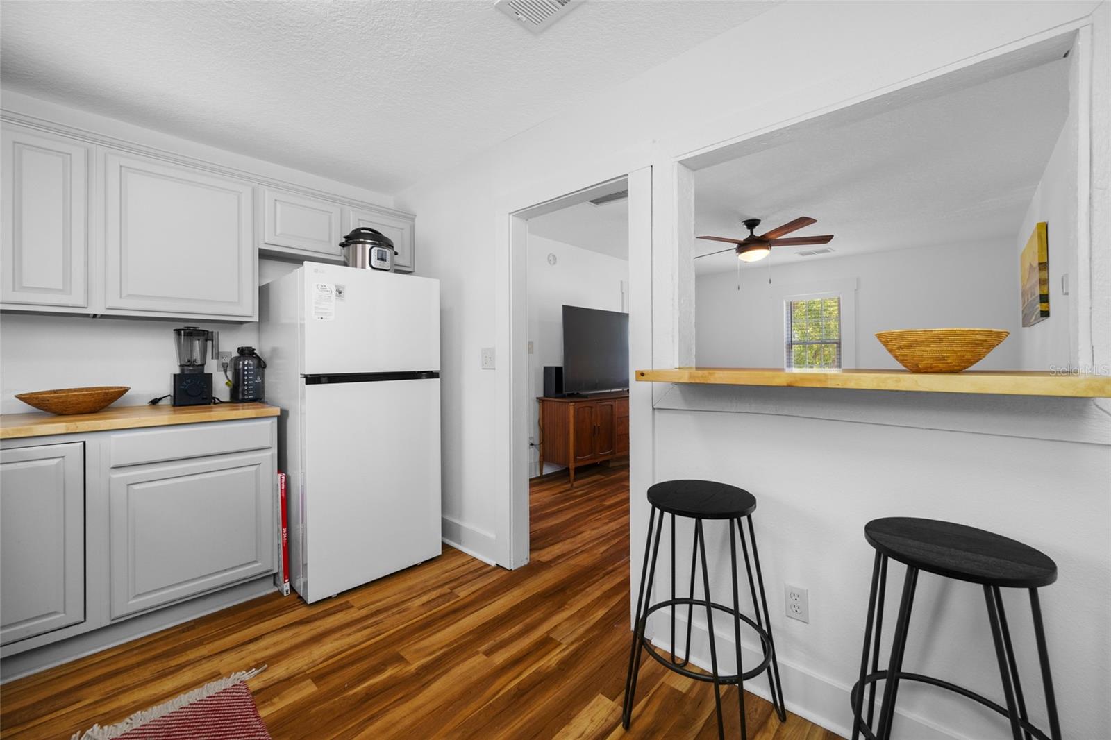 BROADWAY ADD - Residential Income