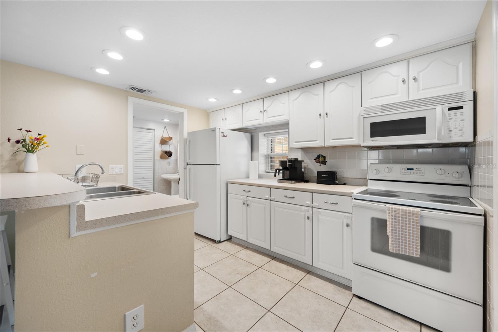 BROADWAY ADD - Residential Income