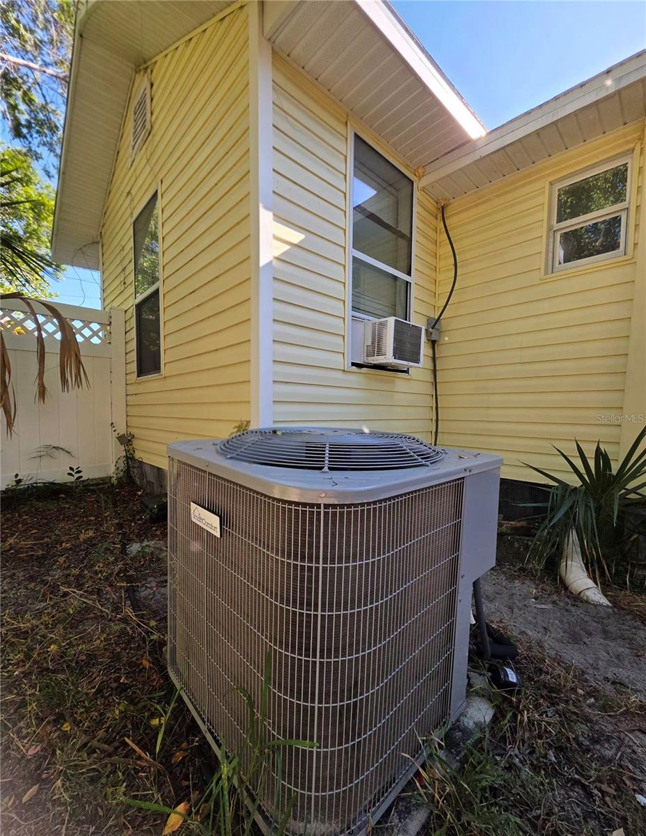 TAVARES NUTTS SUB - Residential