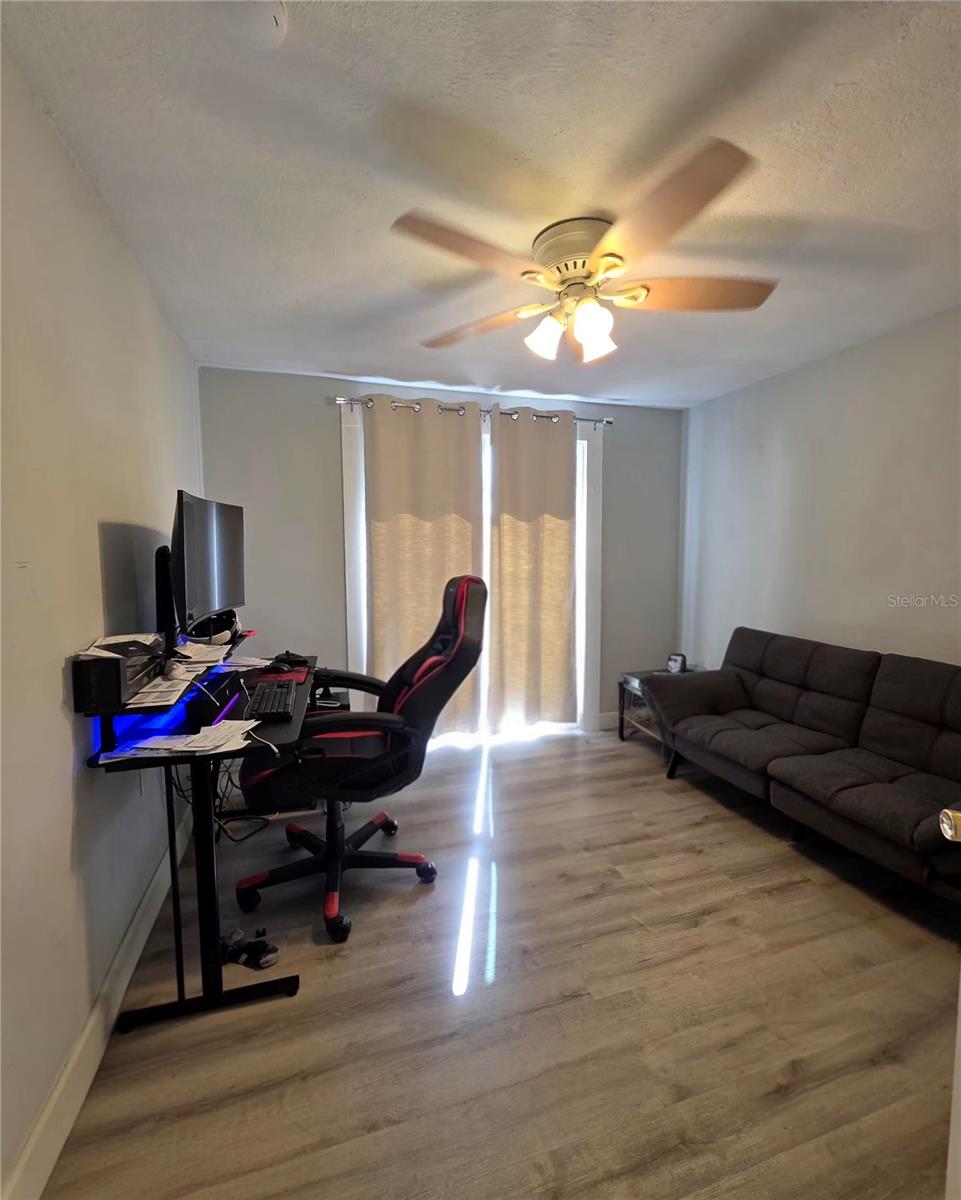 TAVARES NUTTS SUB - Residential