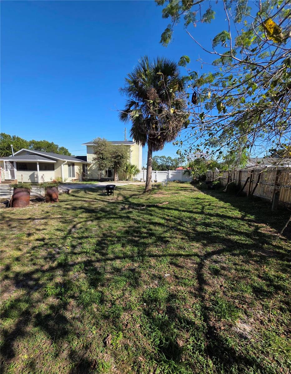 TAVARES NUTTS SUB - Residential