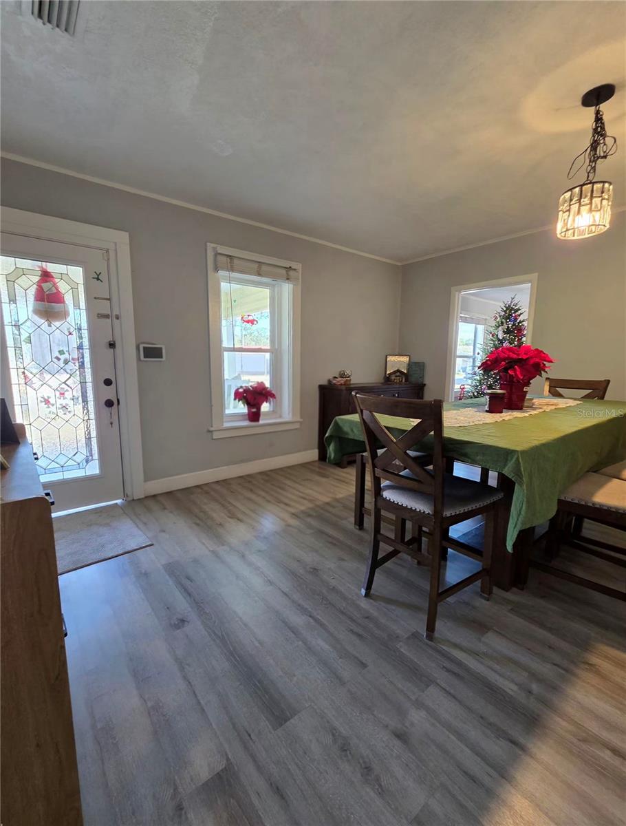 TAVARES NUTTS SUB - Residential