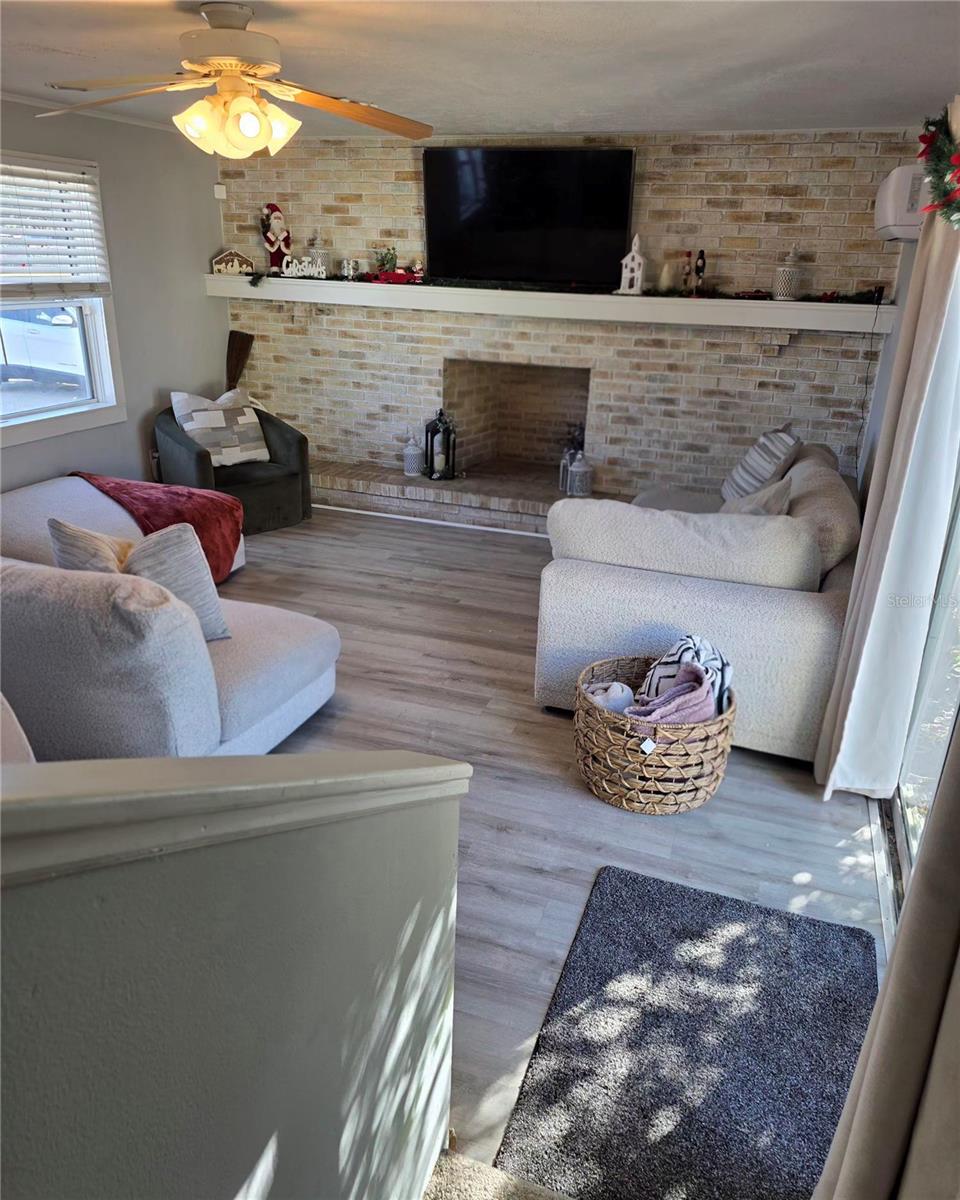 TAVARES NUTTS SUB - Residential