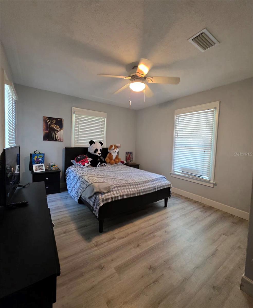 TAVARES NUTTS SUB - Residential