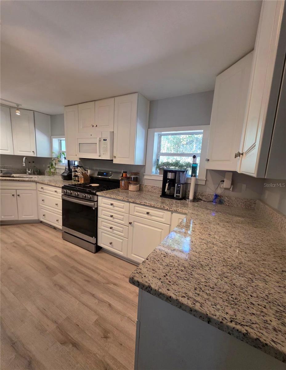 TAVARES NUTTS SUB - Residential