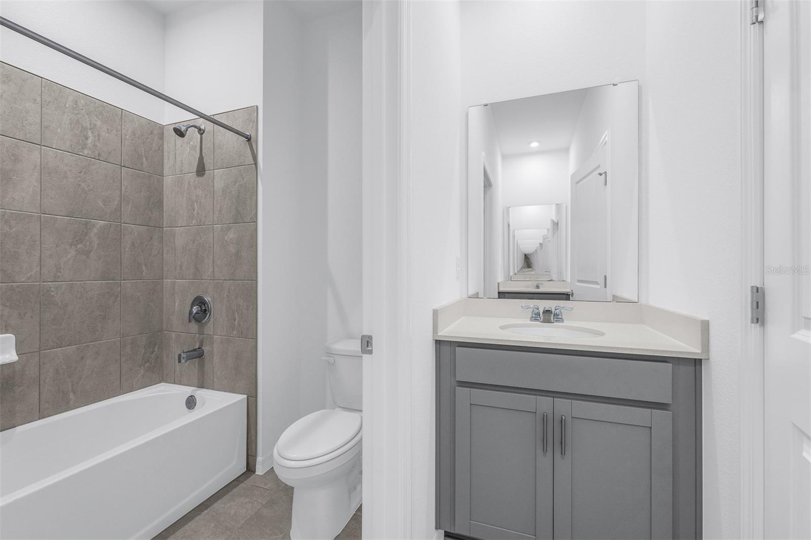 SCENIC TERRACE - Residential