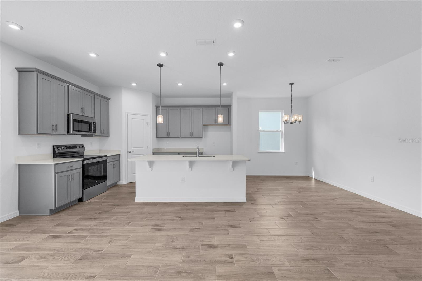 SCENIC TERRACE - Residential