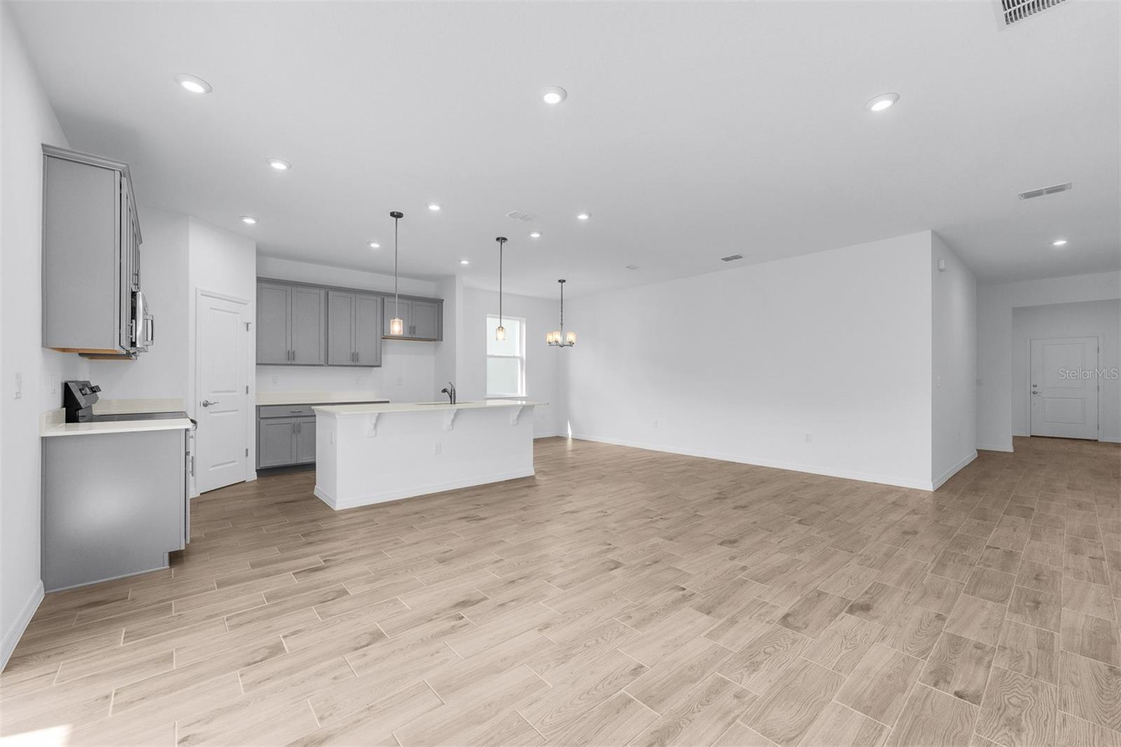 SCENIC TERRACE - Residential