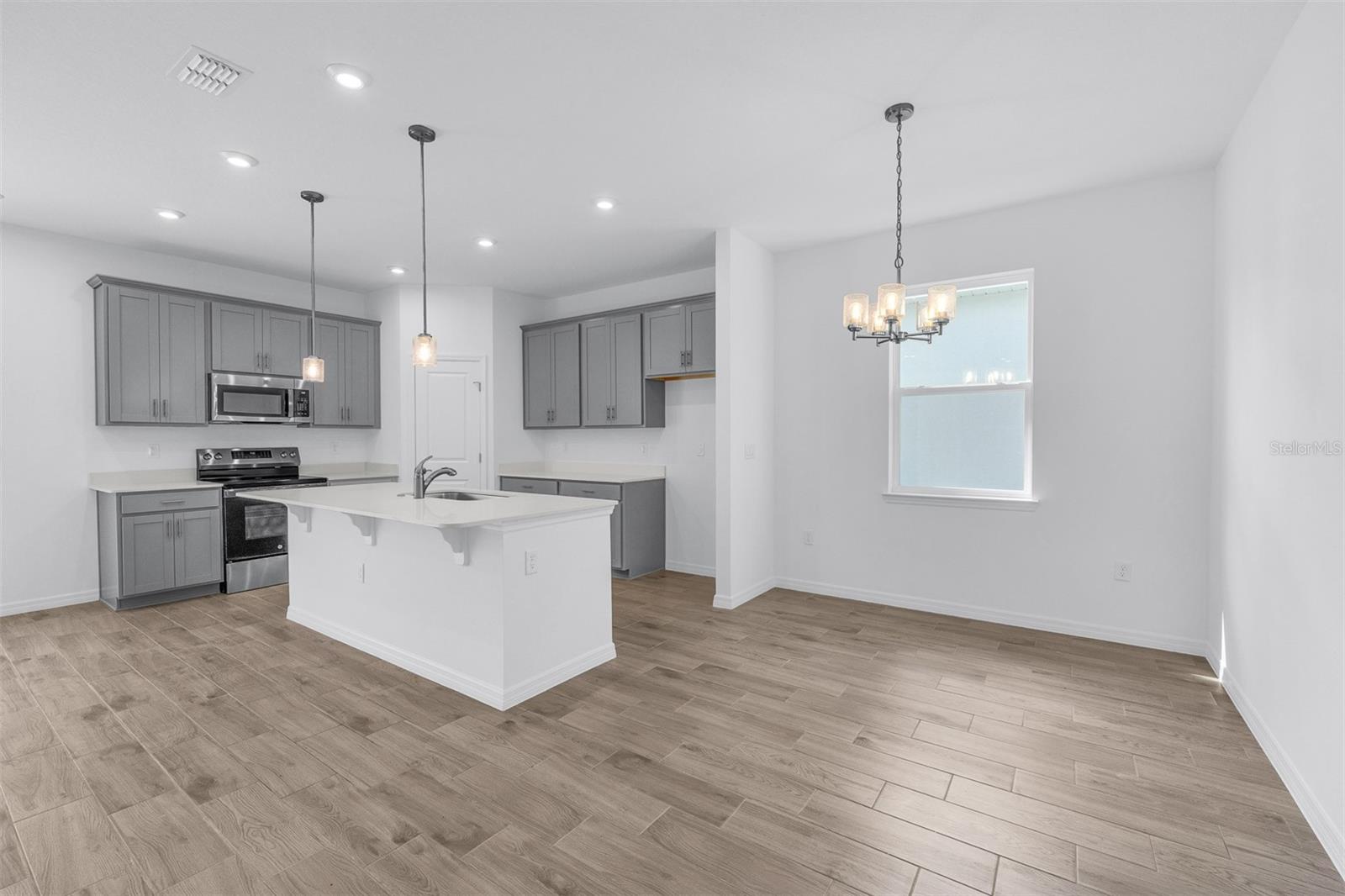 SCENIC TERRACE - Residential