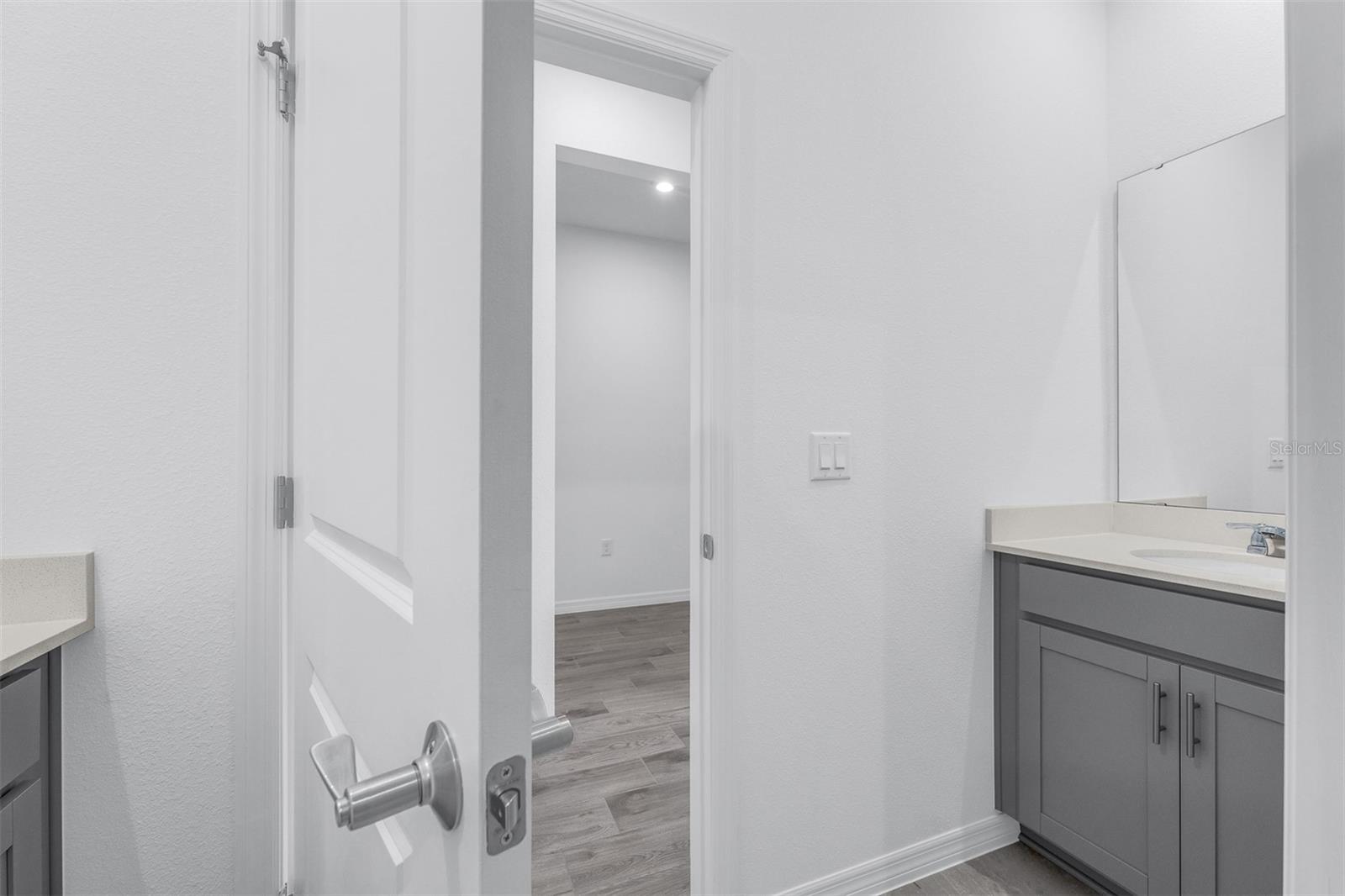 SCENIC TERRACE - Residential