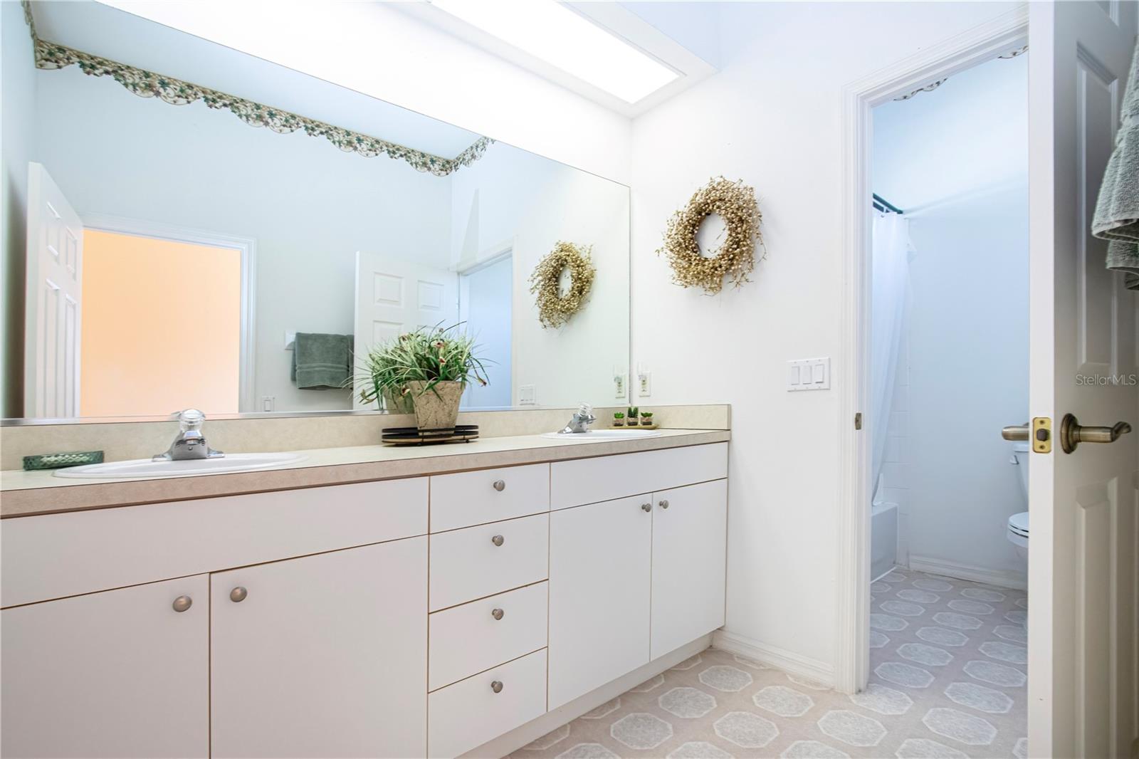 COVERED BRIDGE ESTATES PH 2 - Residential