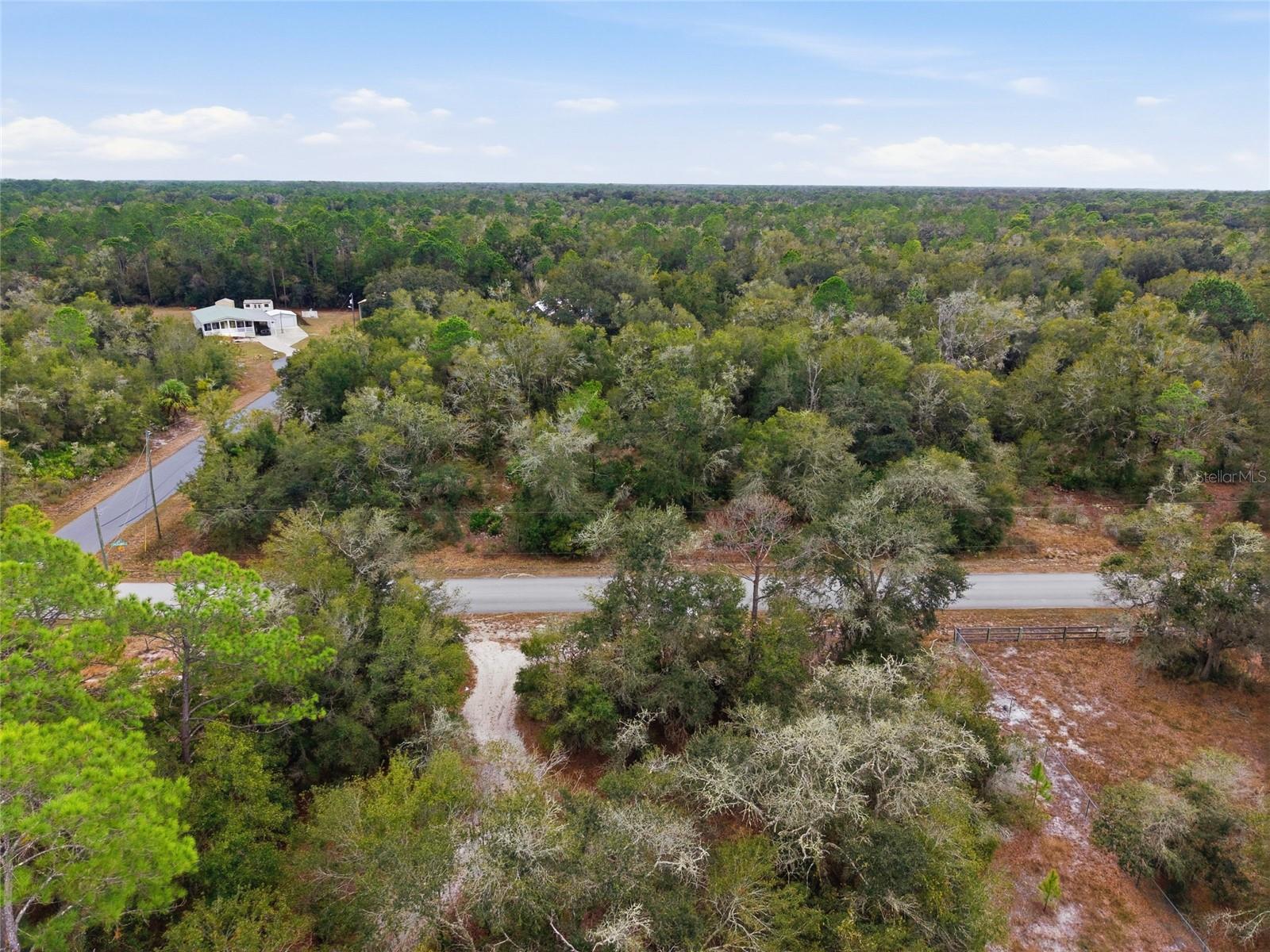 CRYSTAL MANOR UNIT 03 - Land