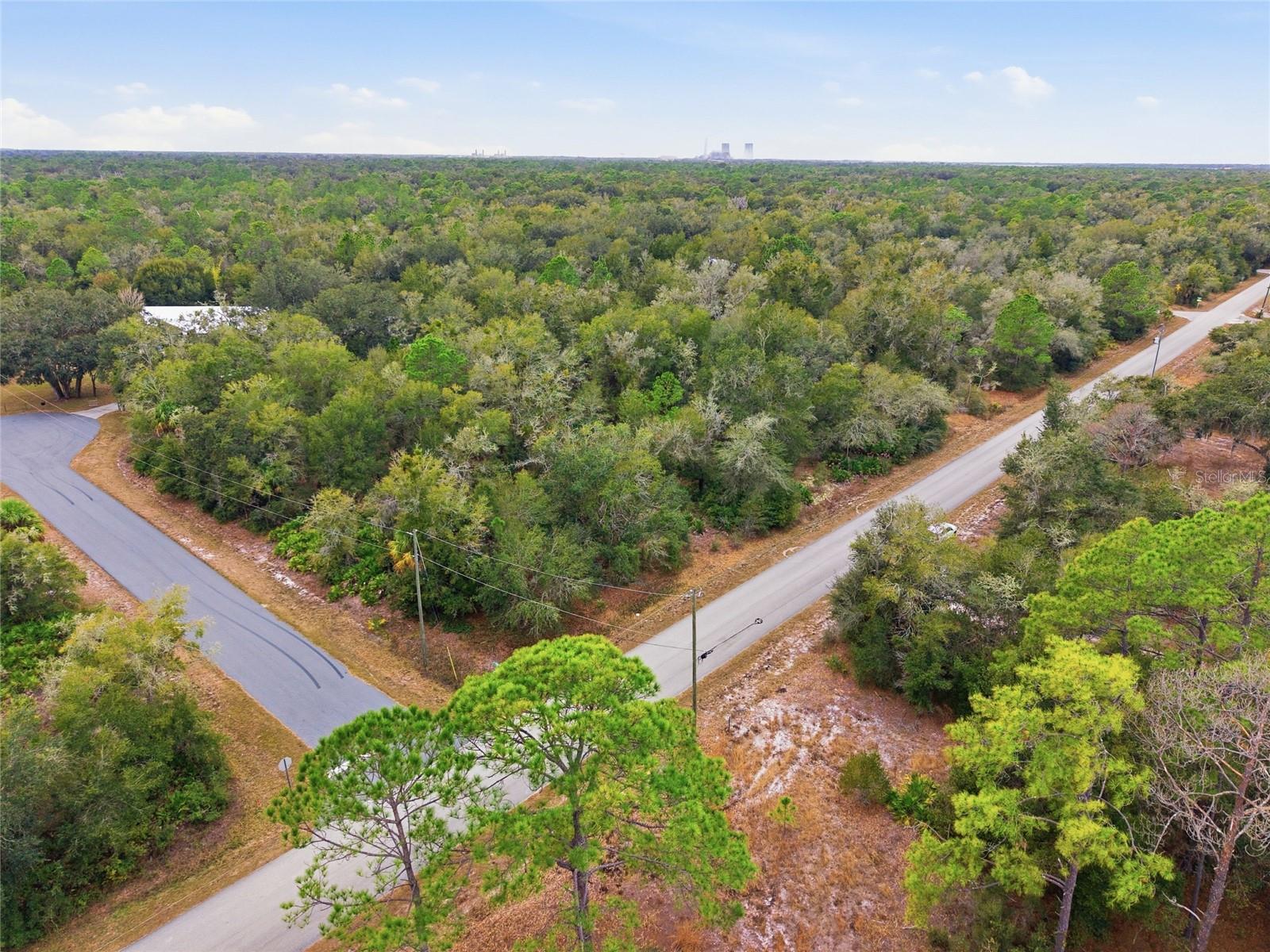 CRYSTAL MANOR UNIT 03 - Land