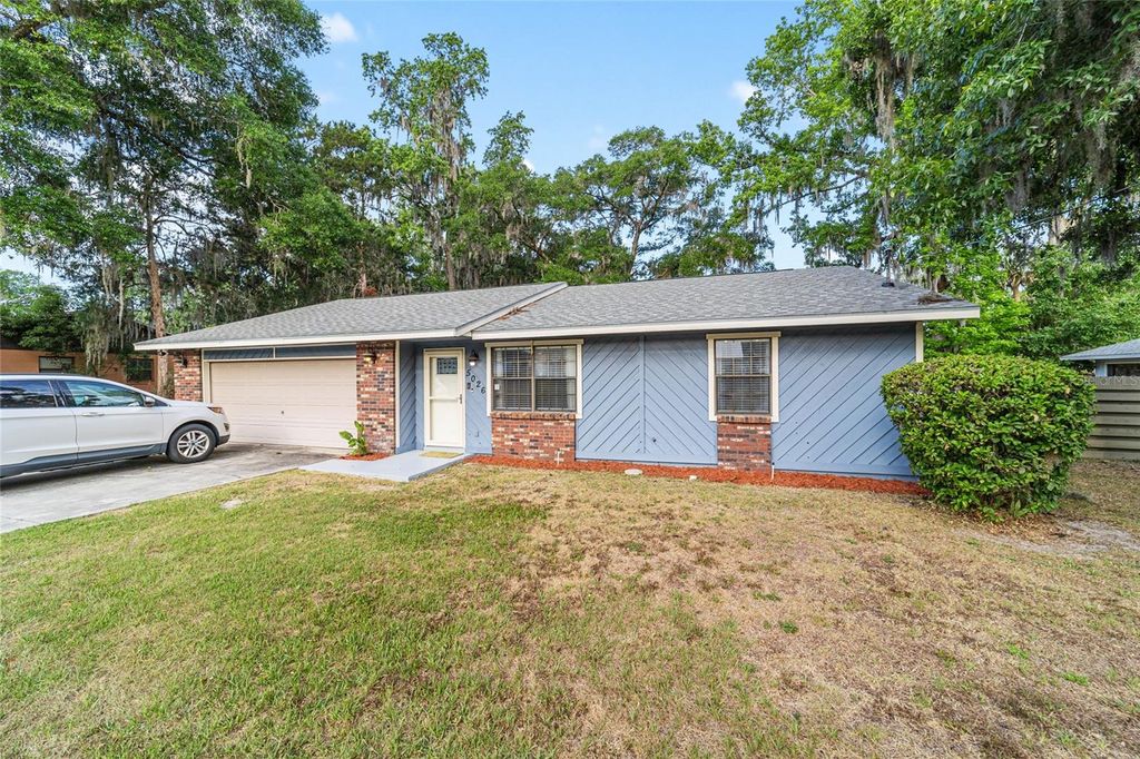 Photo of 5026 SE 33rd Terrace, Ocala, FL 34480 (MLS # OM723768)