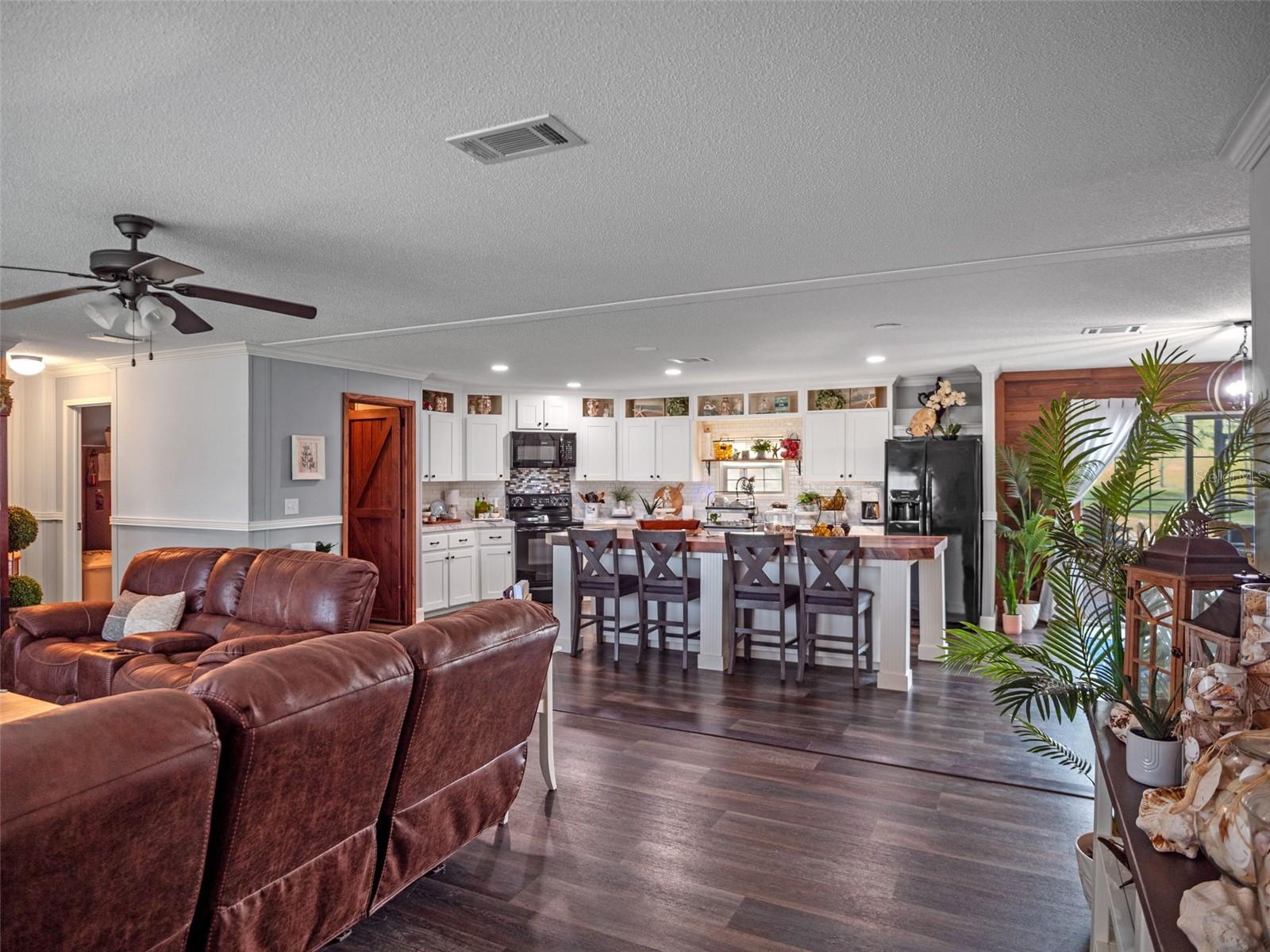 8013 SERGEANT PEPPER DRIVE