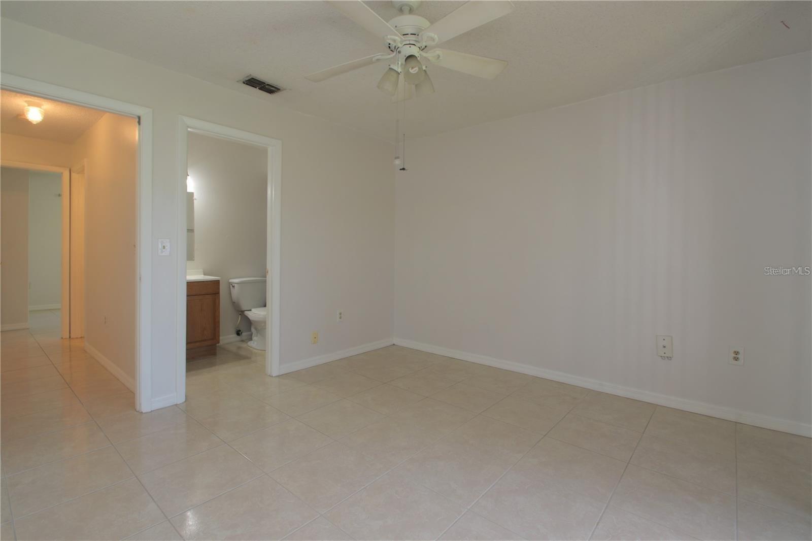 DORCHESTER SQUARE - Residential Lease