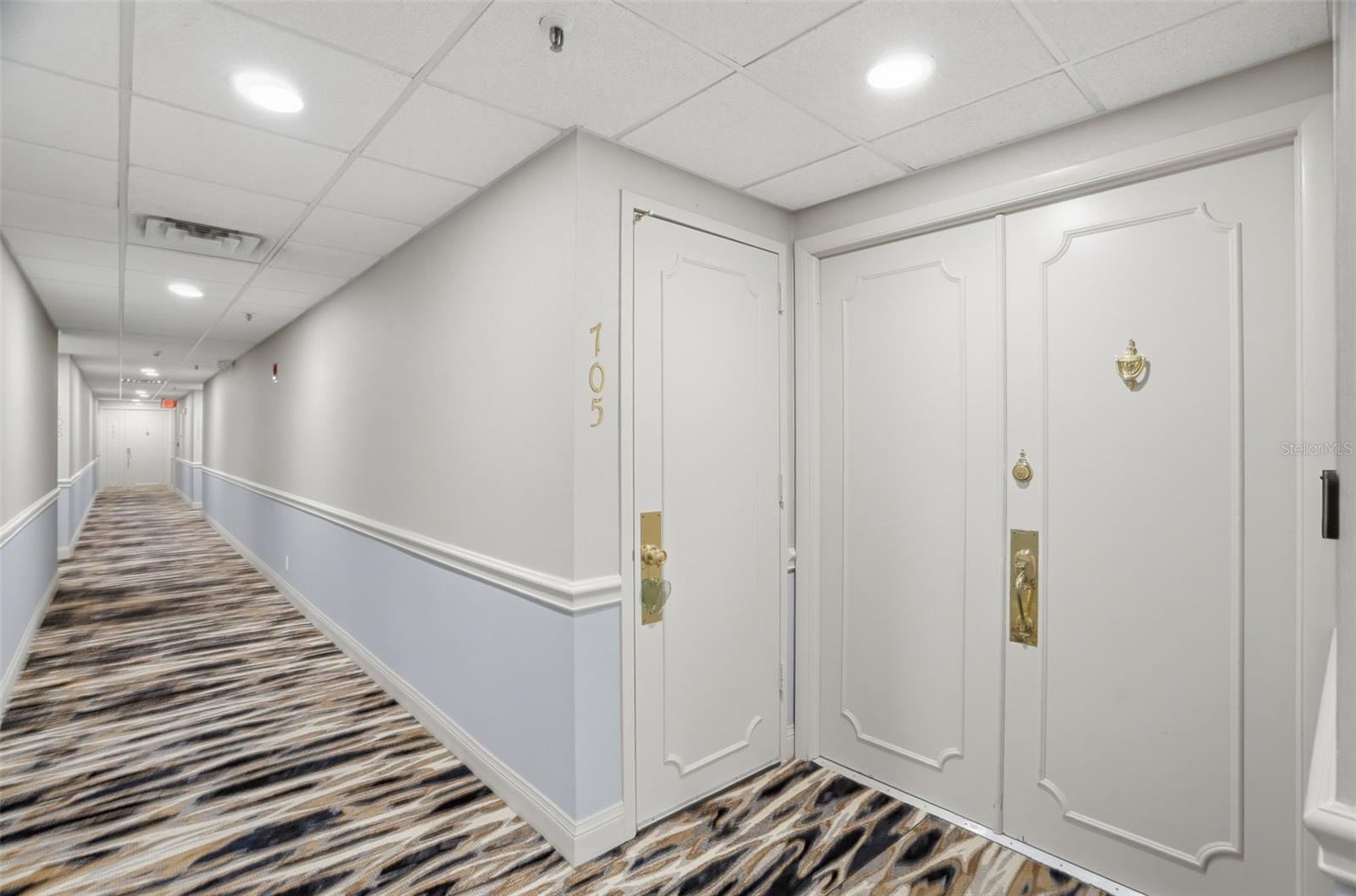 6 BELLEVIEW BOULEVARD 705