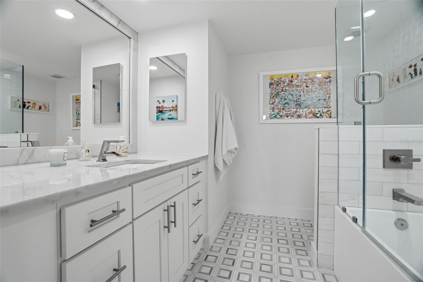 6 BELLEVIEW BOULEVARD 705