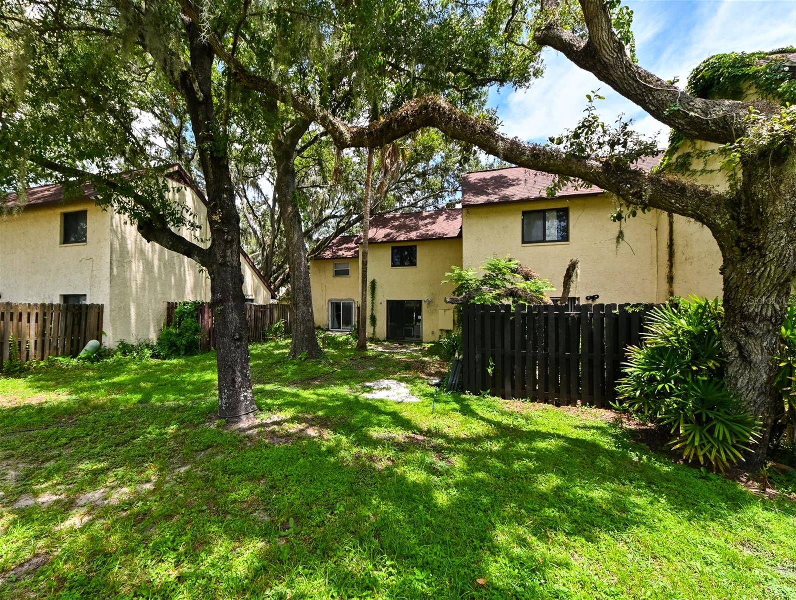 OAK BRIDGE RUN A CONDO - Residential