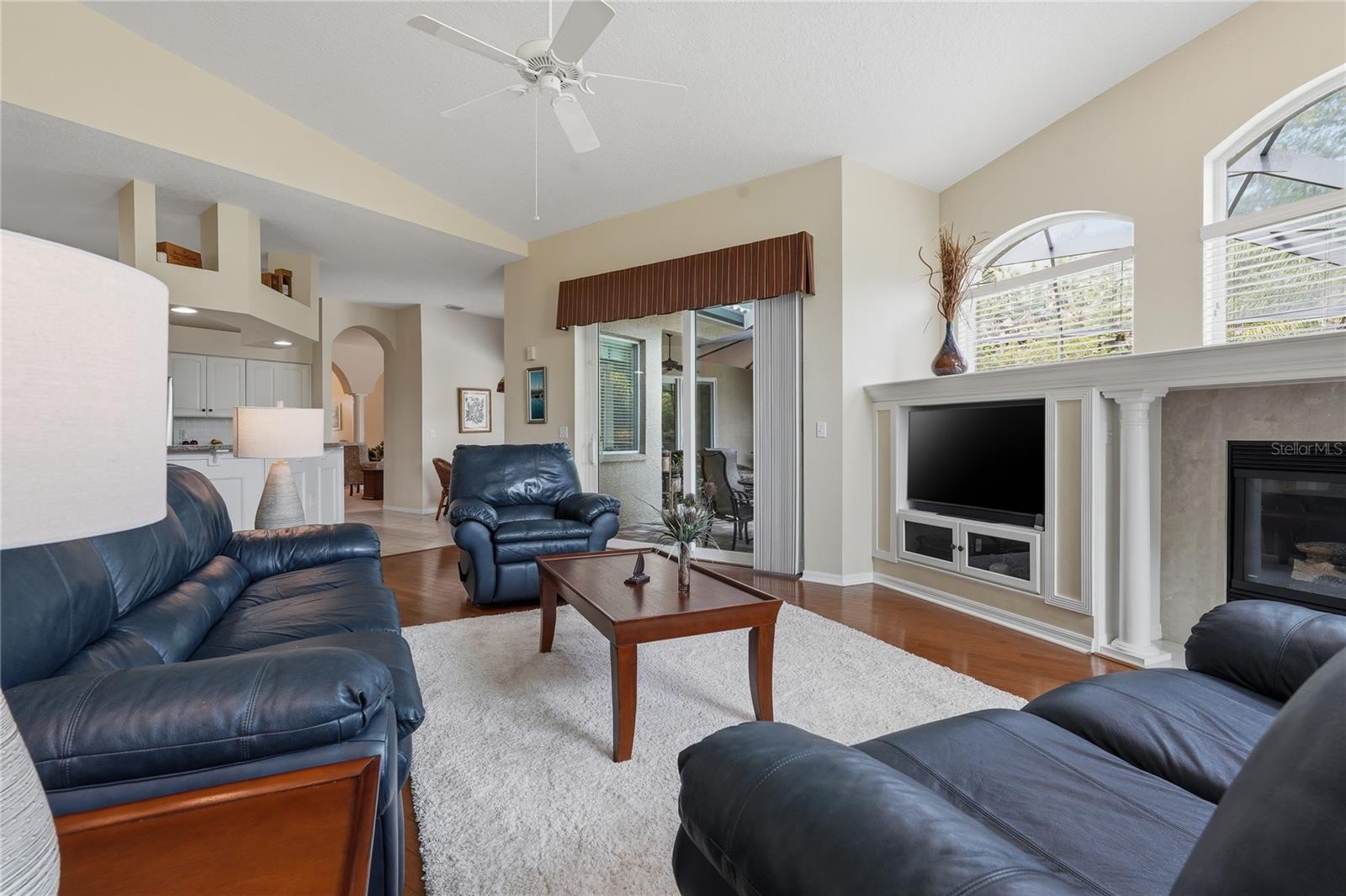 CRESCENT OAKS COUNTRY CLUB KINGSBURY PH 3 - Residential