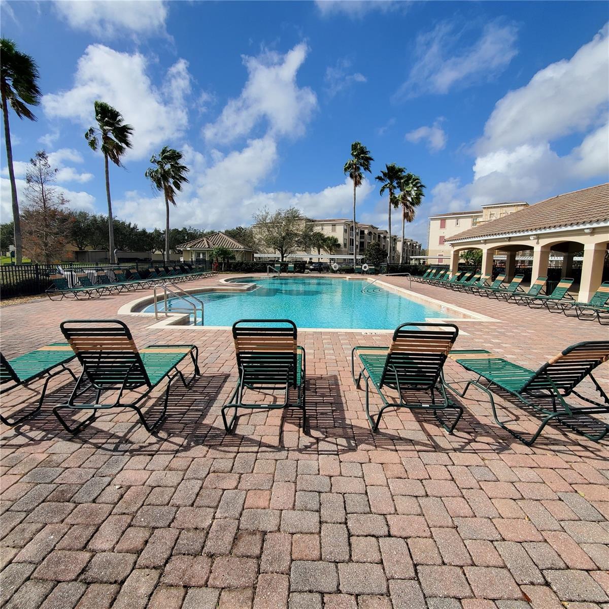 FLORA RIDGE CONDO PH 8 BLDG 11 - Residential