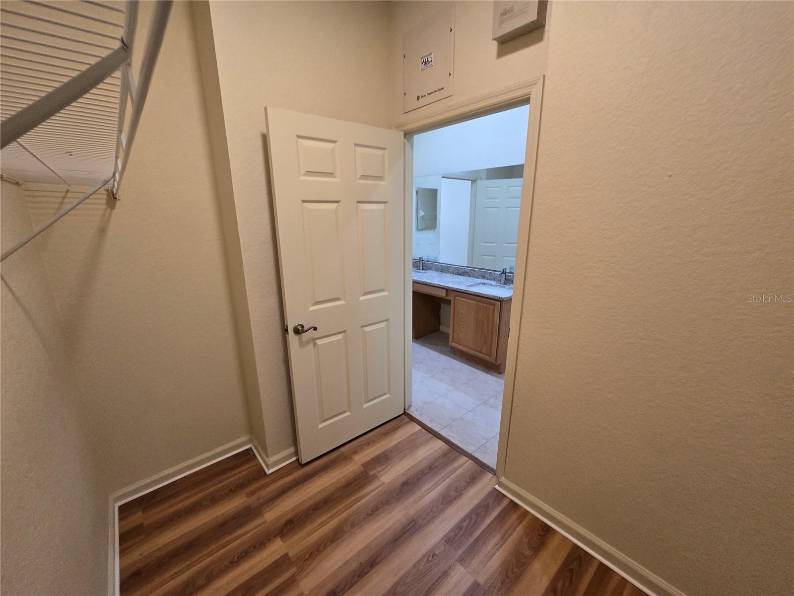 FLORA RIDGE CONDO PH 8 BLDG 11 - Residential