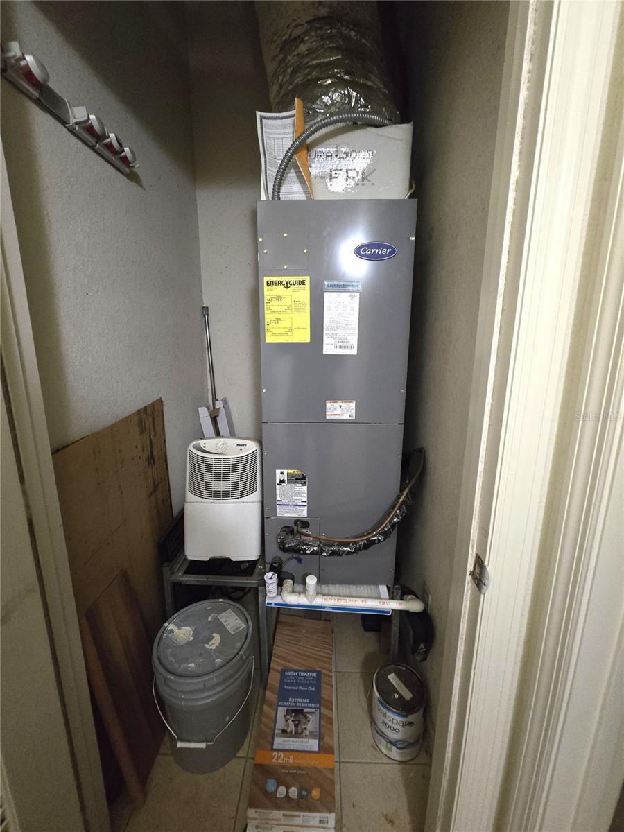 FLORA RIDGE CONDO PH 8 BLDG 11 - Residential