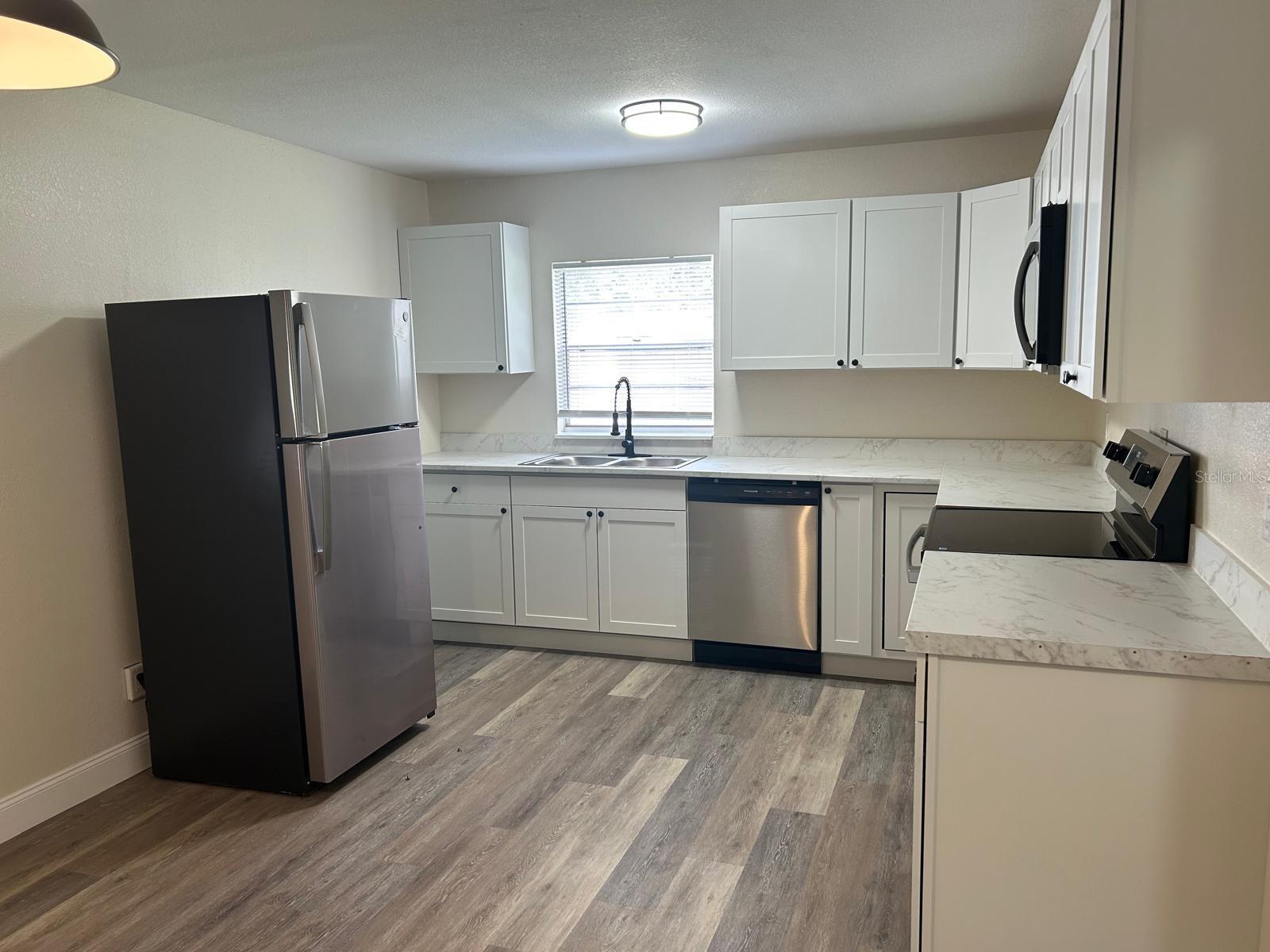 HOWEY W J LAND CO 01 ADD DUNDEE - Residential