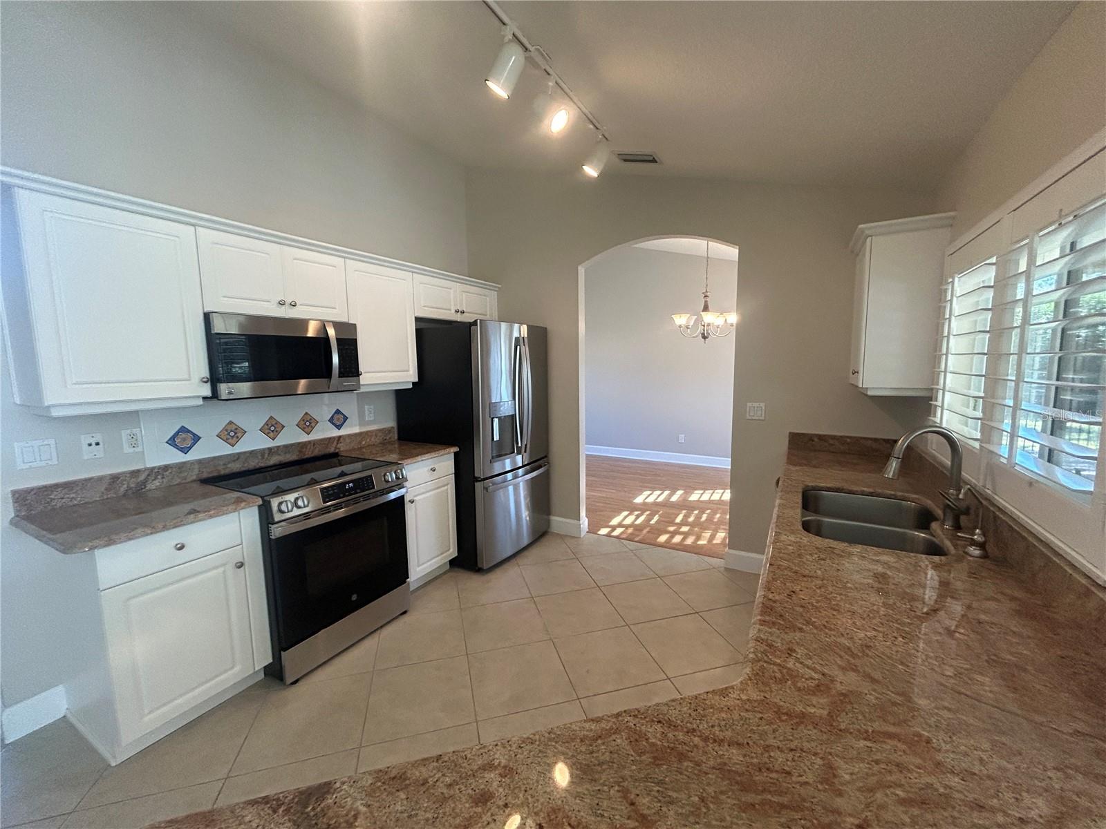 99 BAY LAKE DRIVE