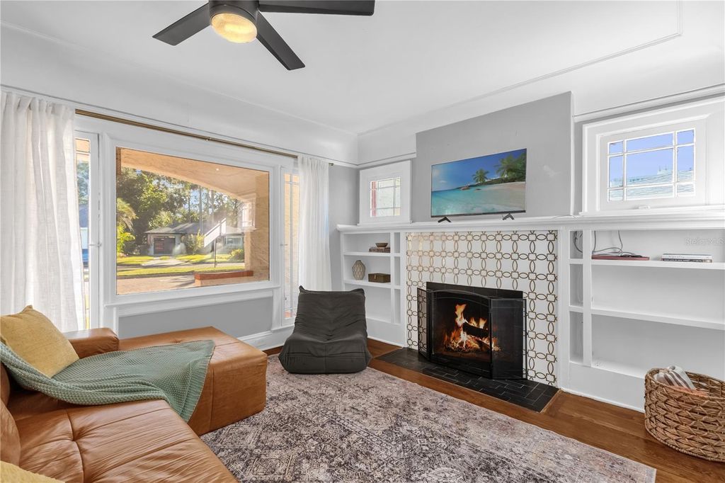 Photo of 728 Palm Drive, Orlando, FL 32803 (MLS # O6377277)