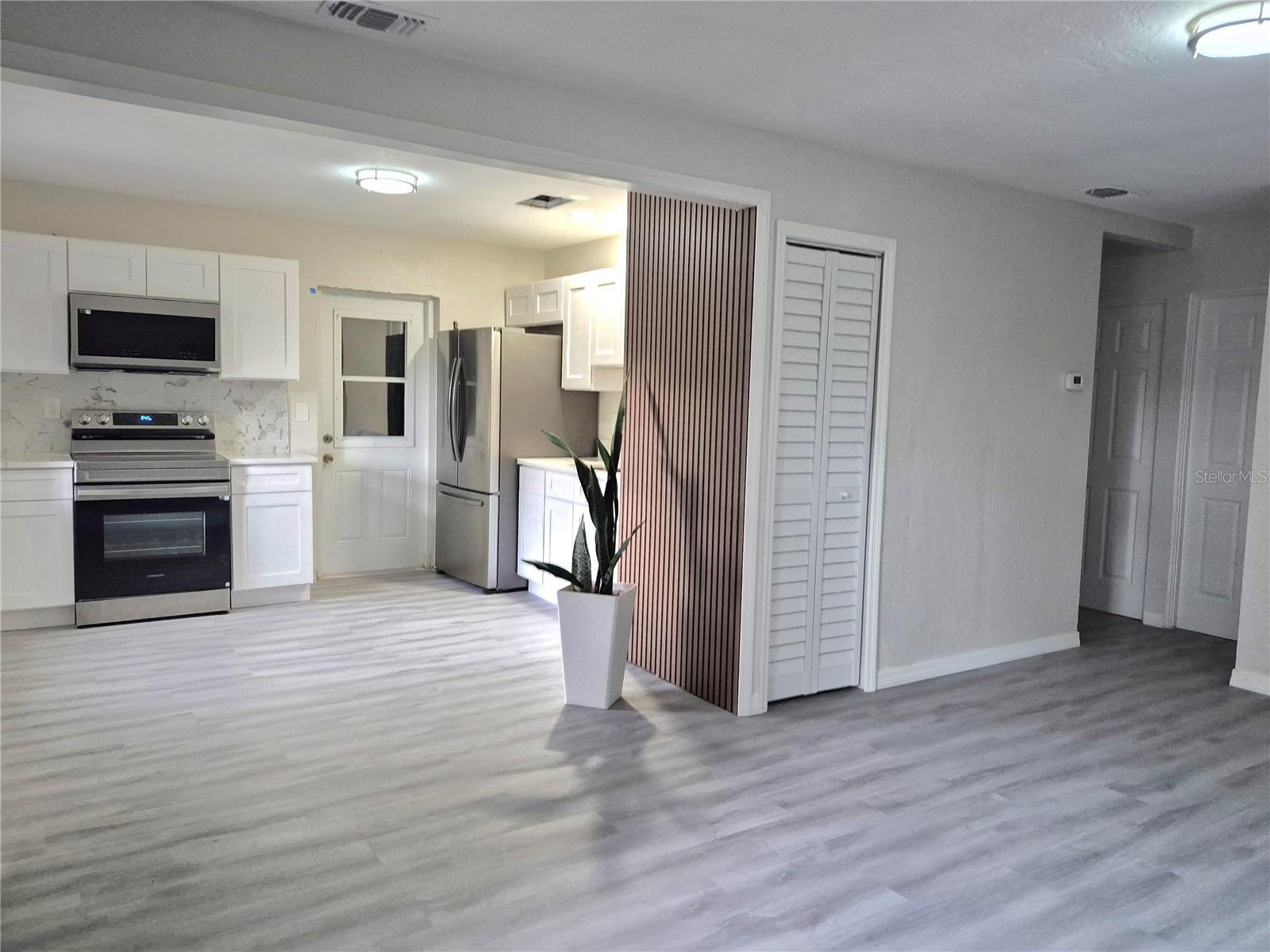 ALTO PINO - Residential Lease